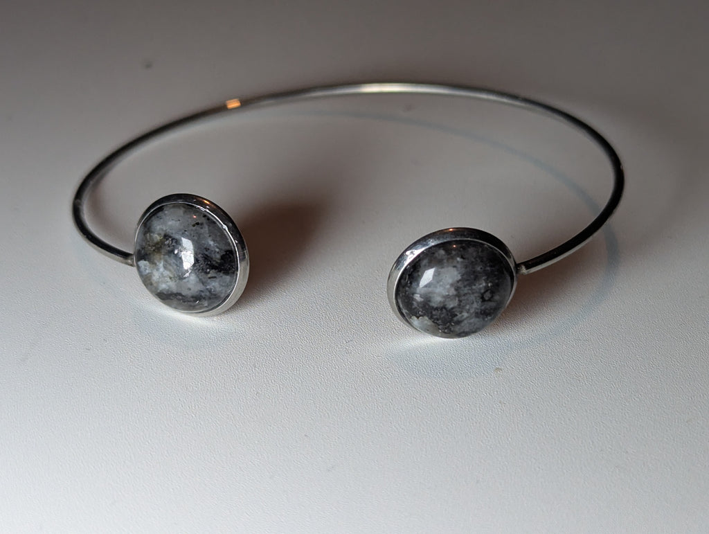 Larvakite crystal handmade bracelet adjustable stainless steel