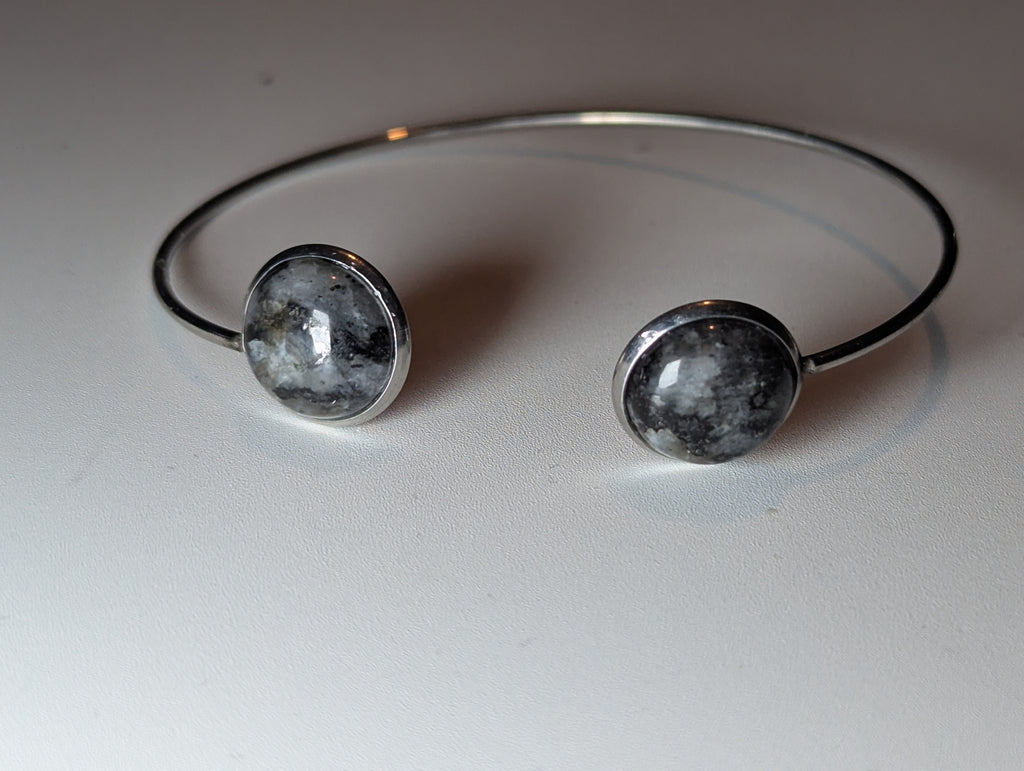 Larvakite crystal handmade bracelet adjustable stainless steel