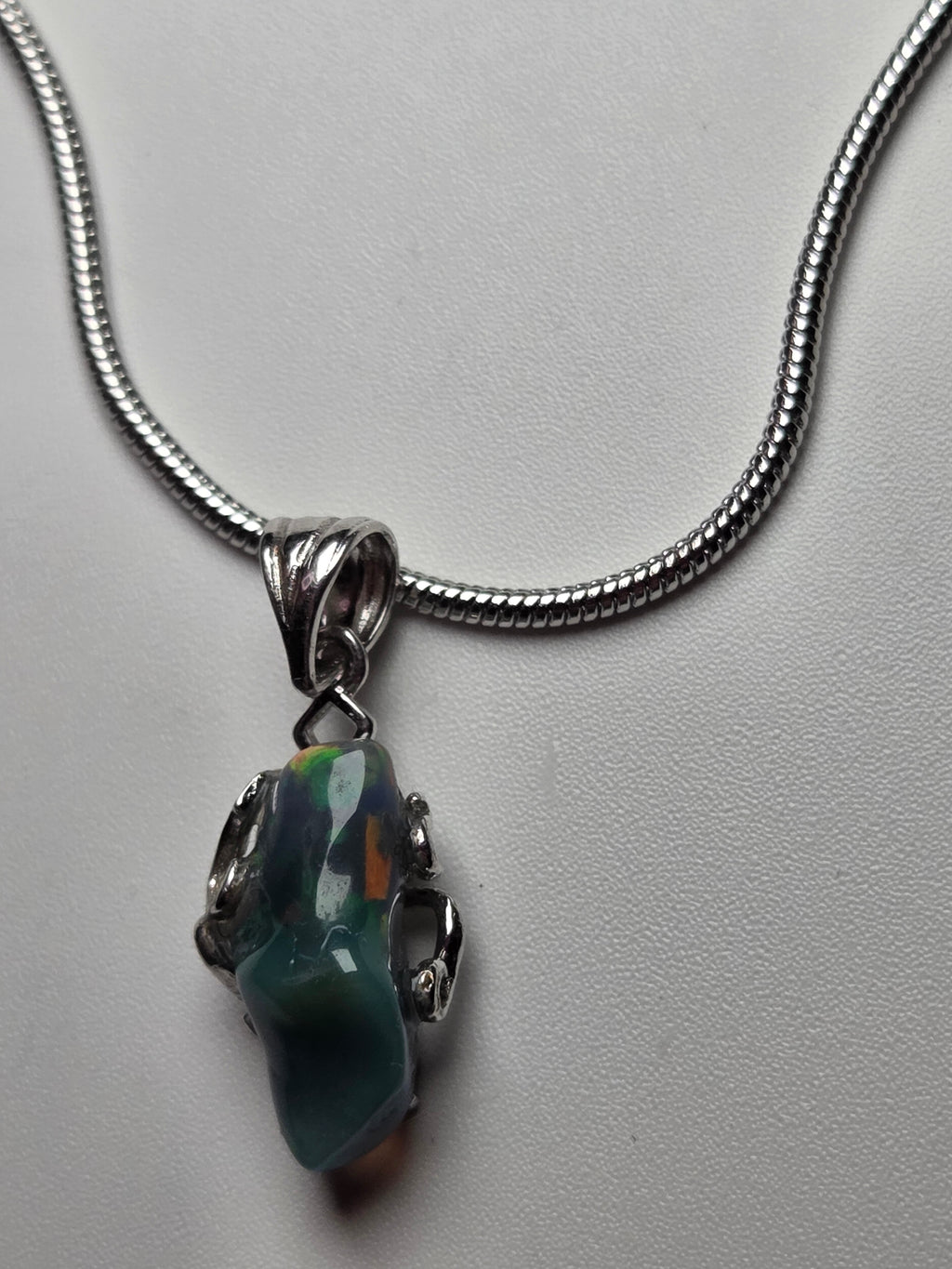 Black Ethiopian Opal s295