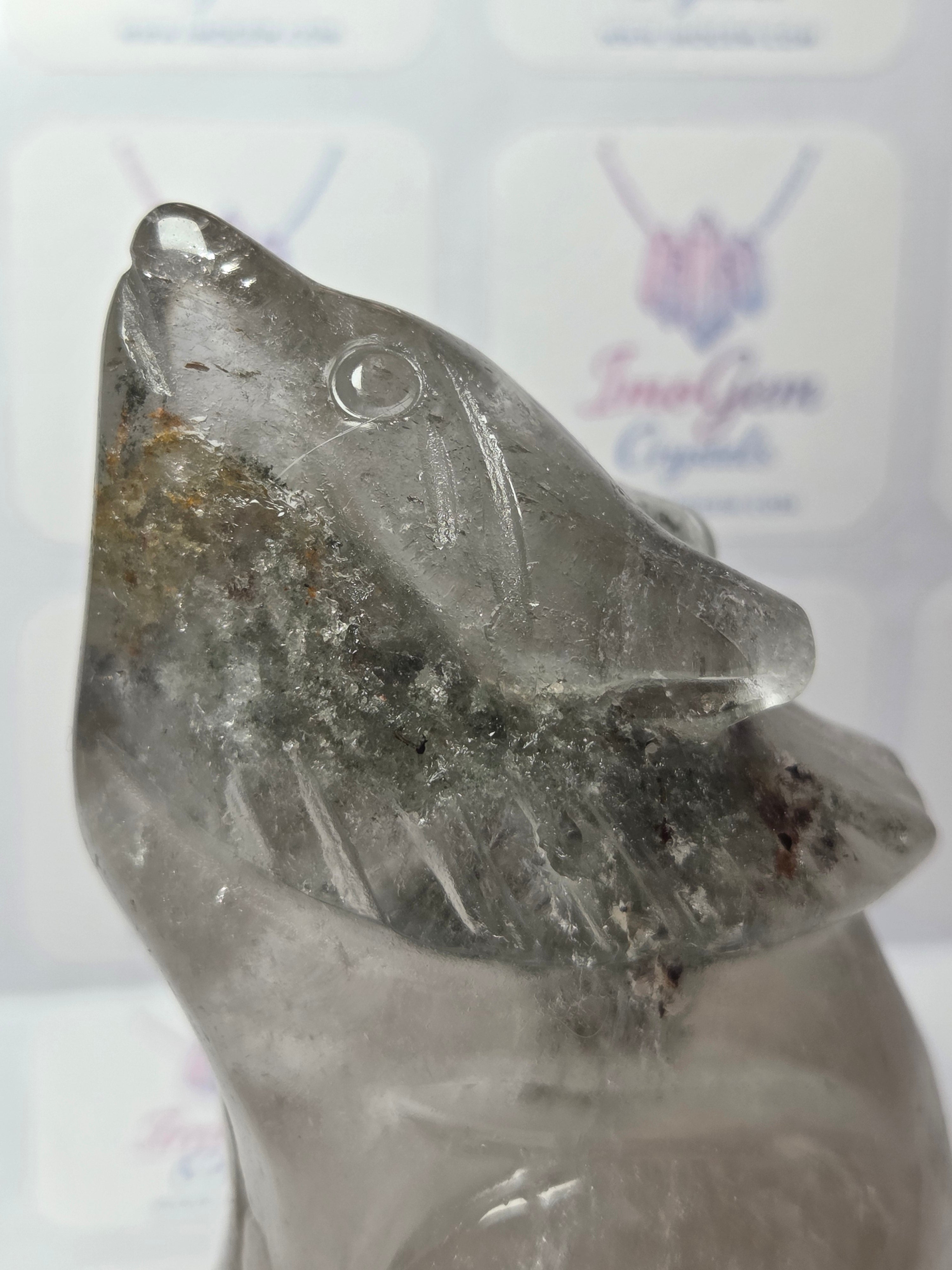 Garden quartz crystal wolf carving