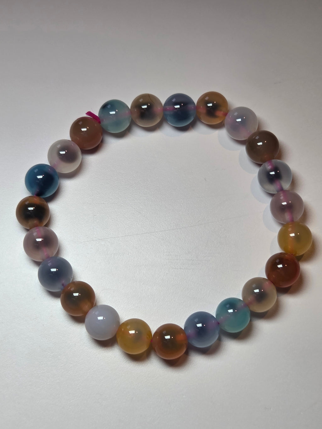 Dyes coloured agate