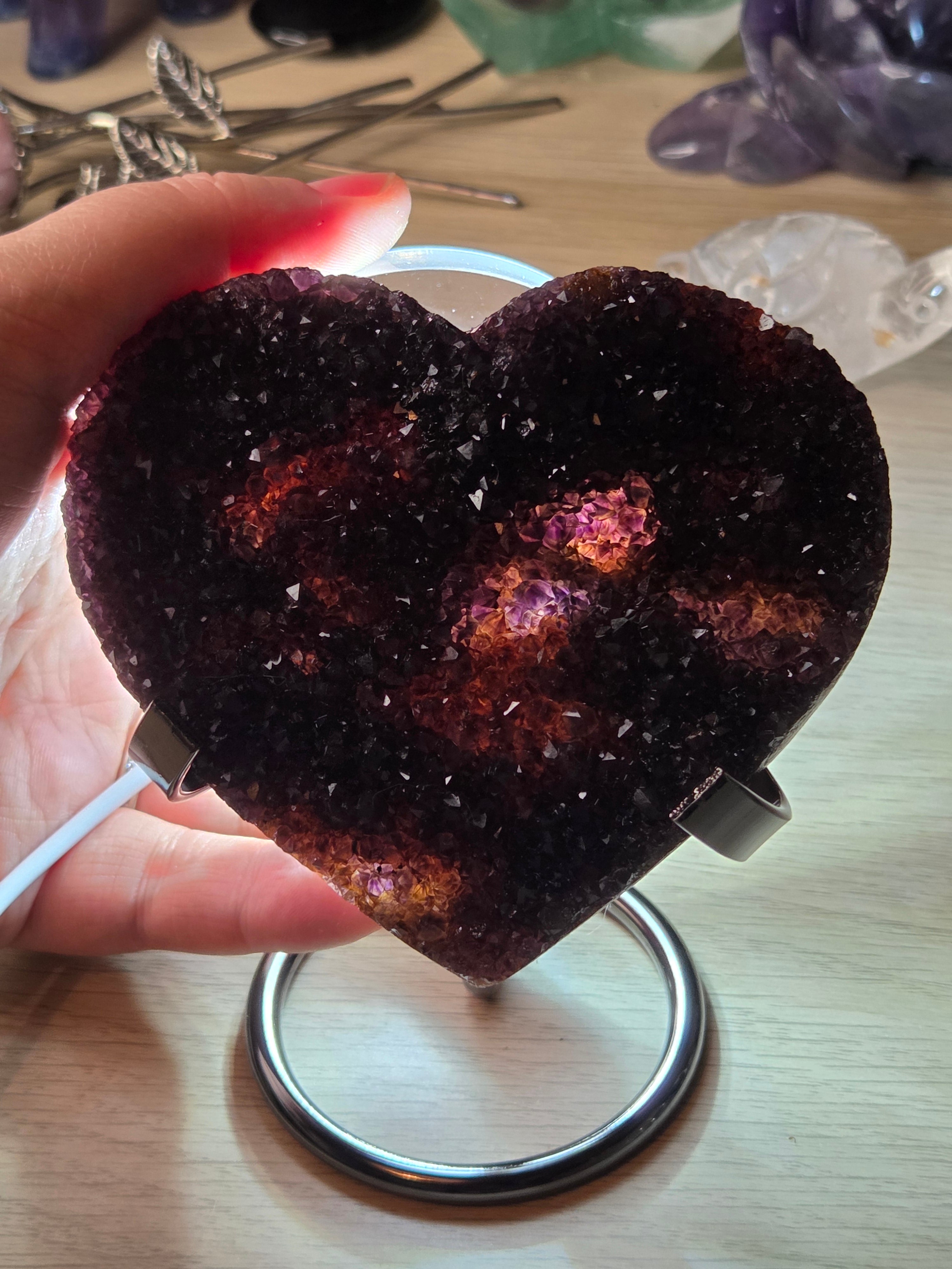Auralite 23 Crystal heart carving with stand