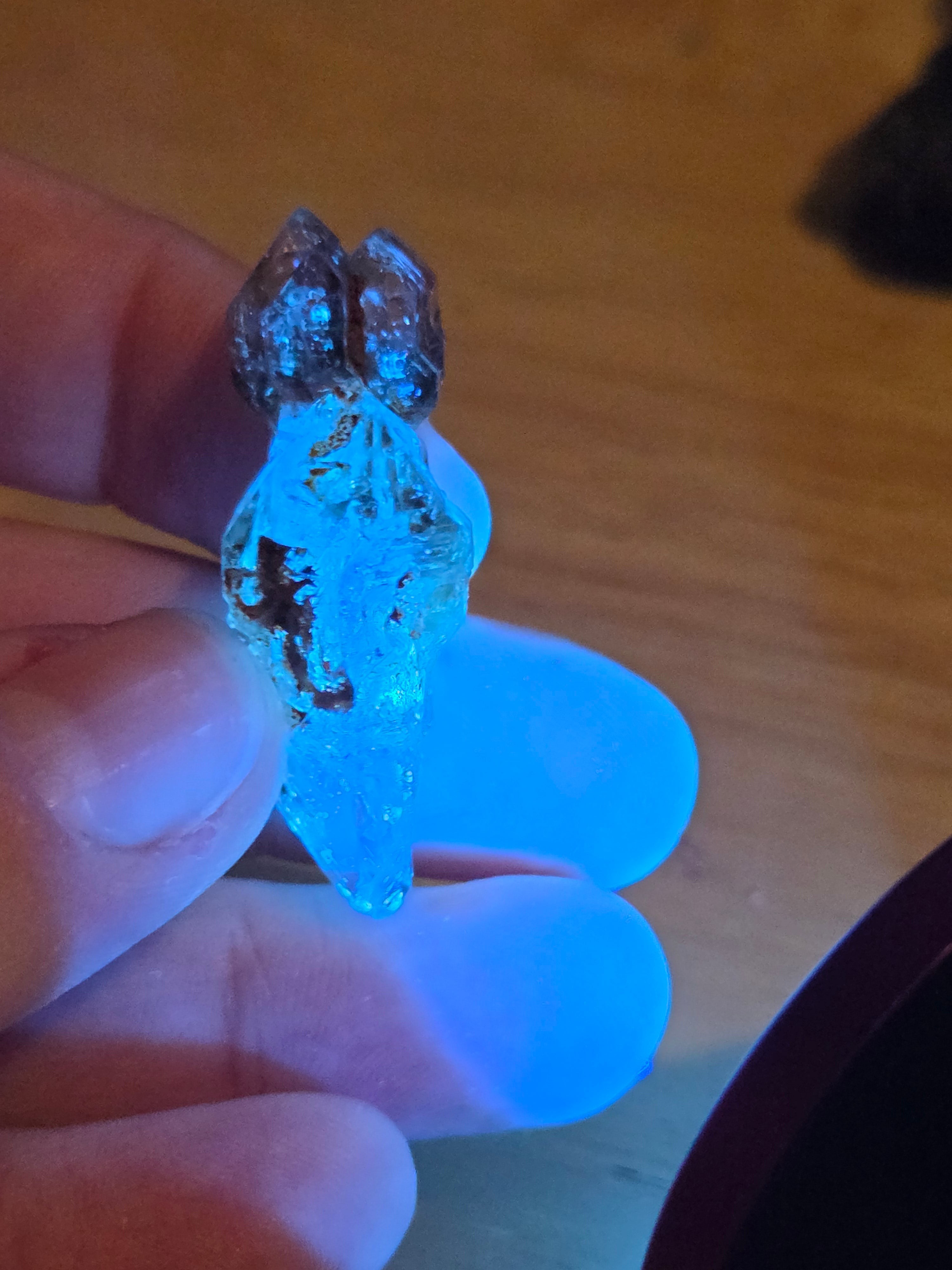 Petroleum crystal specimen