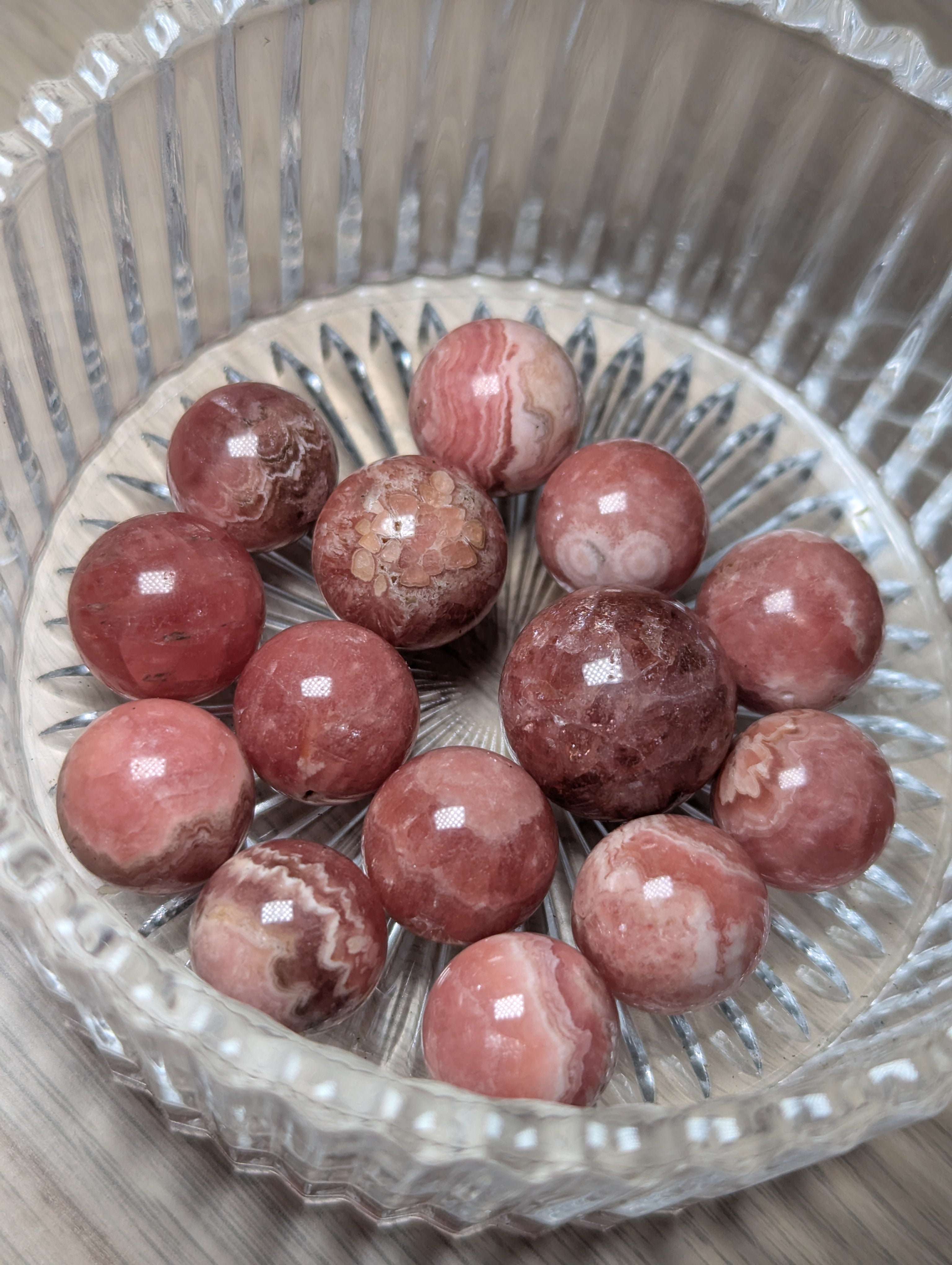 Rhodacrosite crystal spheres