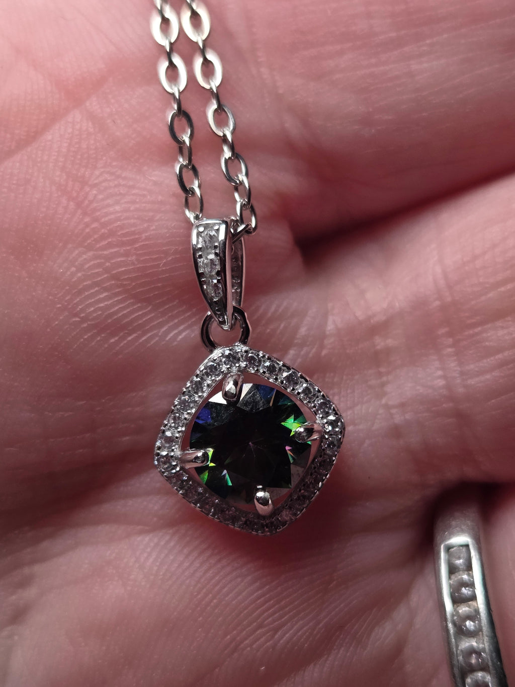 One Carrot Moissonite Diamond necklace with certificate