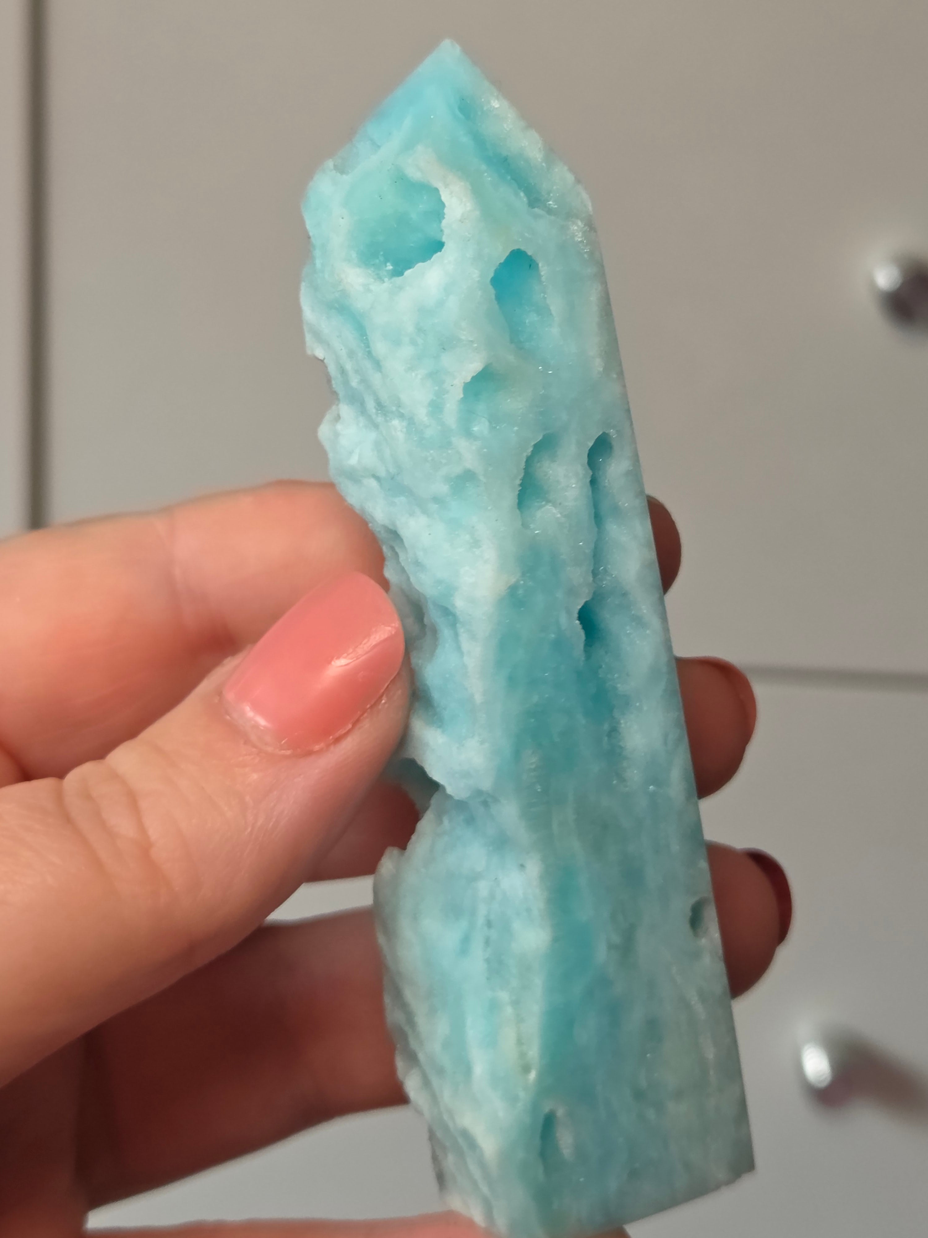 Grade AAAA crystal Hemimorphite tower