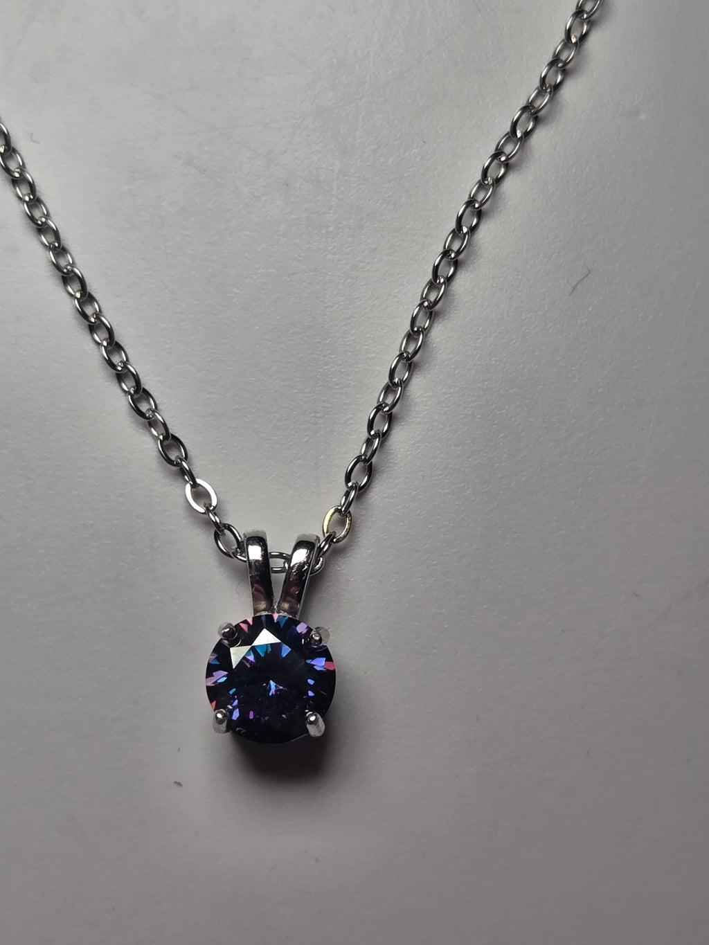 Purple Moissanite 2Carot diamond Necklace