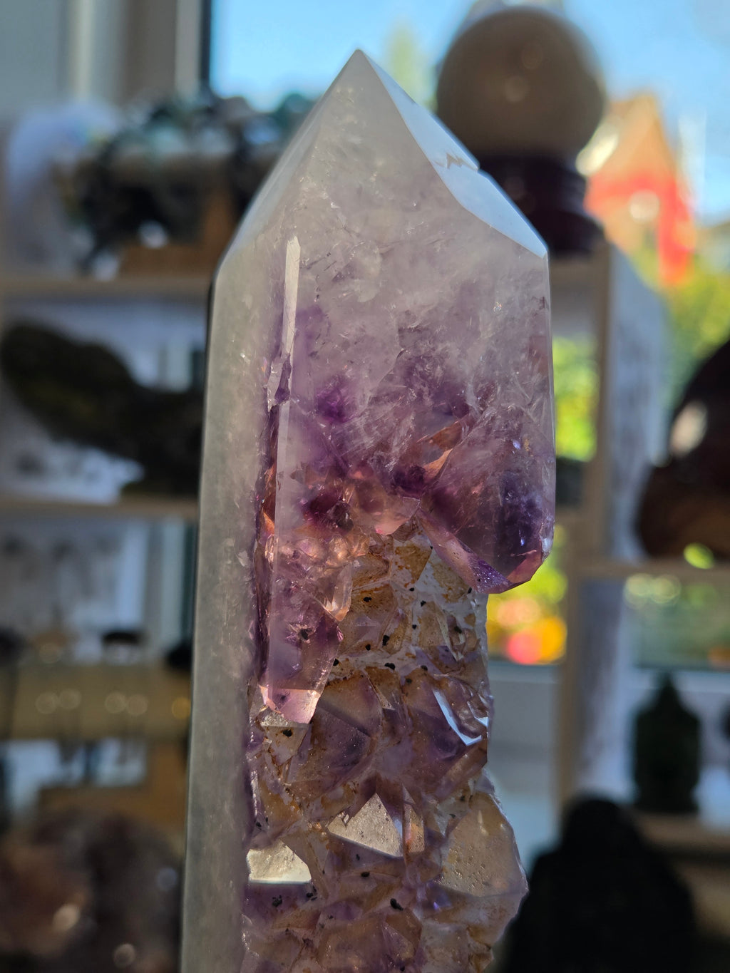 Beautiful  black agate with amethyst crystal from Brazil