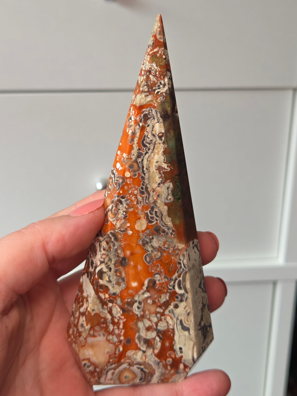 Money agate crystal diamond tower