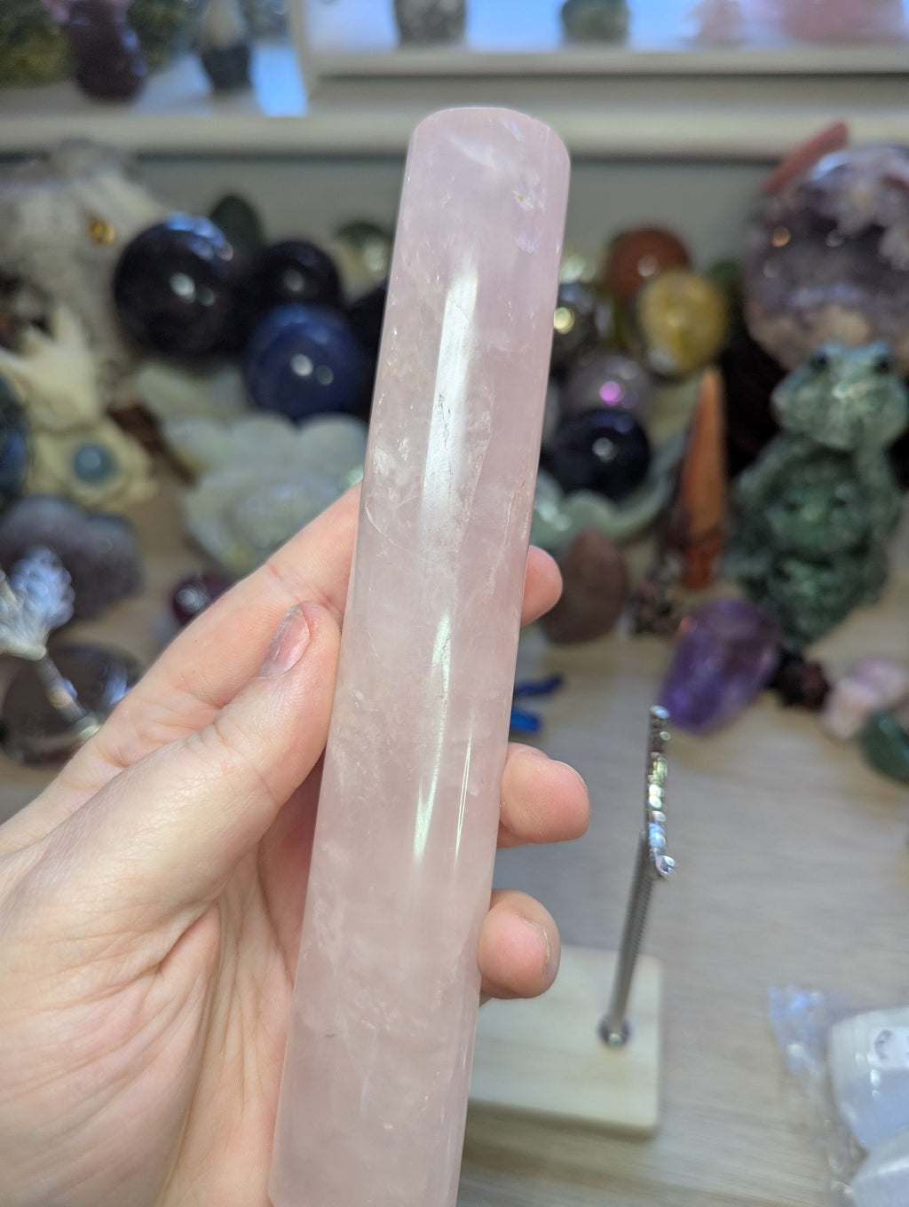 Rose quartz crystal bracelet stand