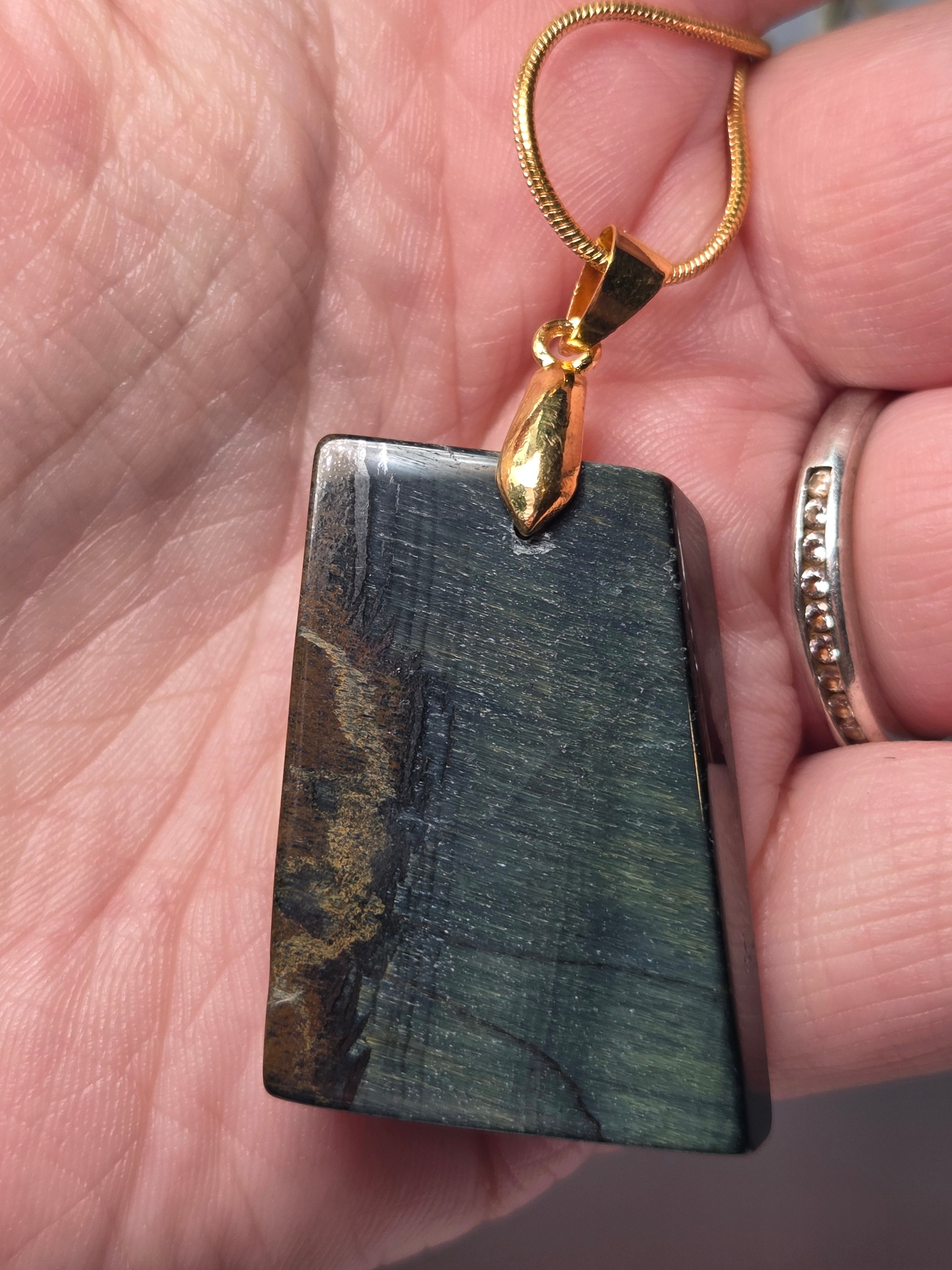 Blue tigers eye crystal necklace