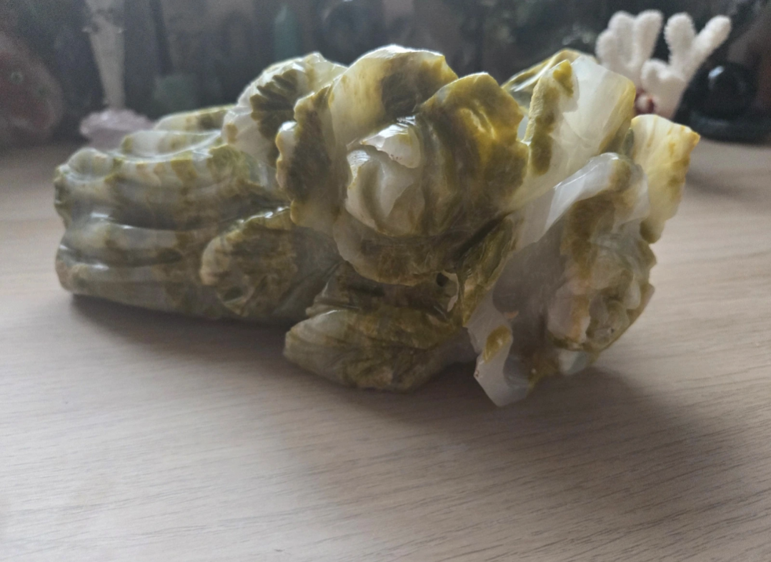 Sale - Green jade flower and tree stump 50% off when checkout