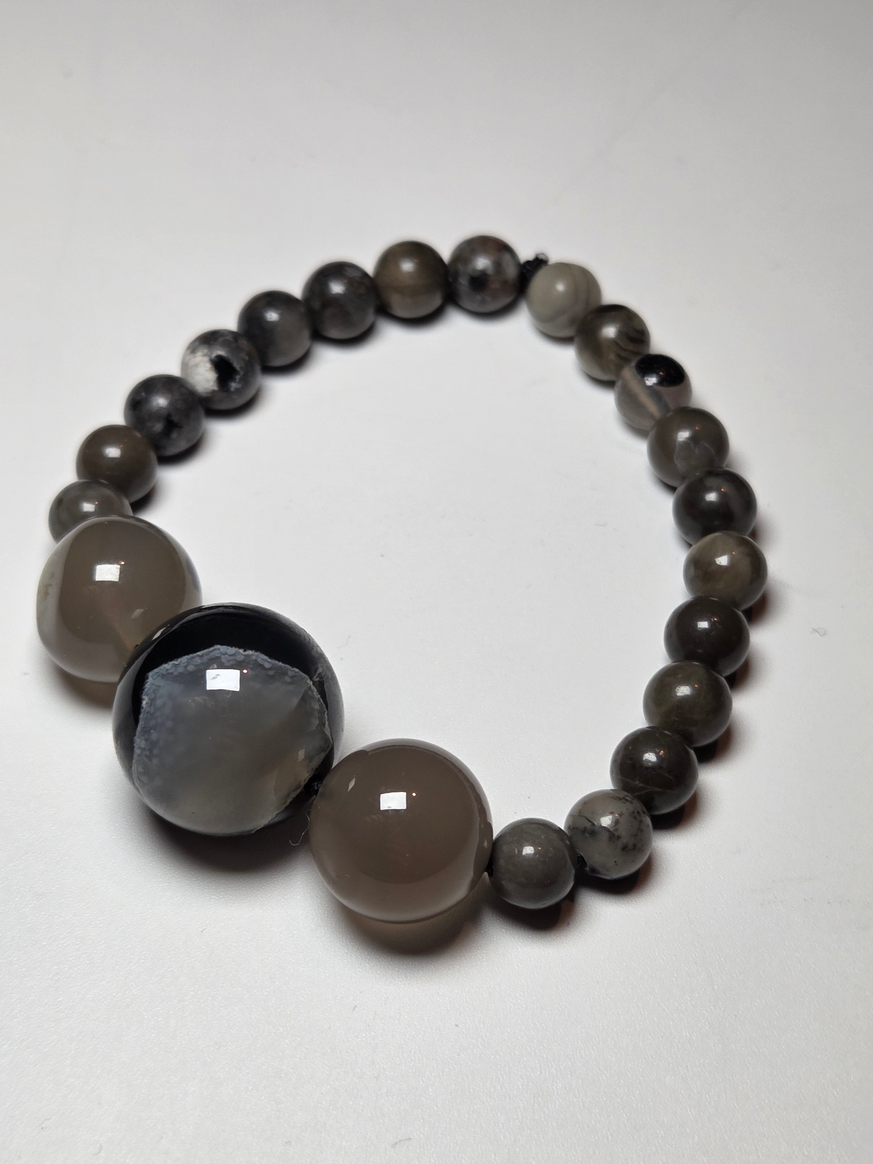 Volcano Agate crystal bracelet