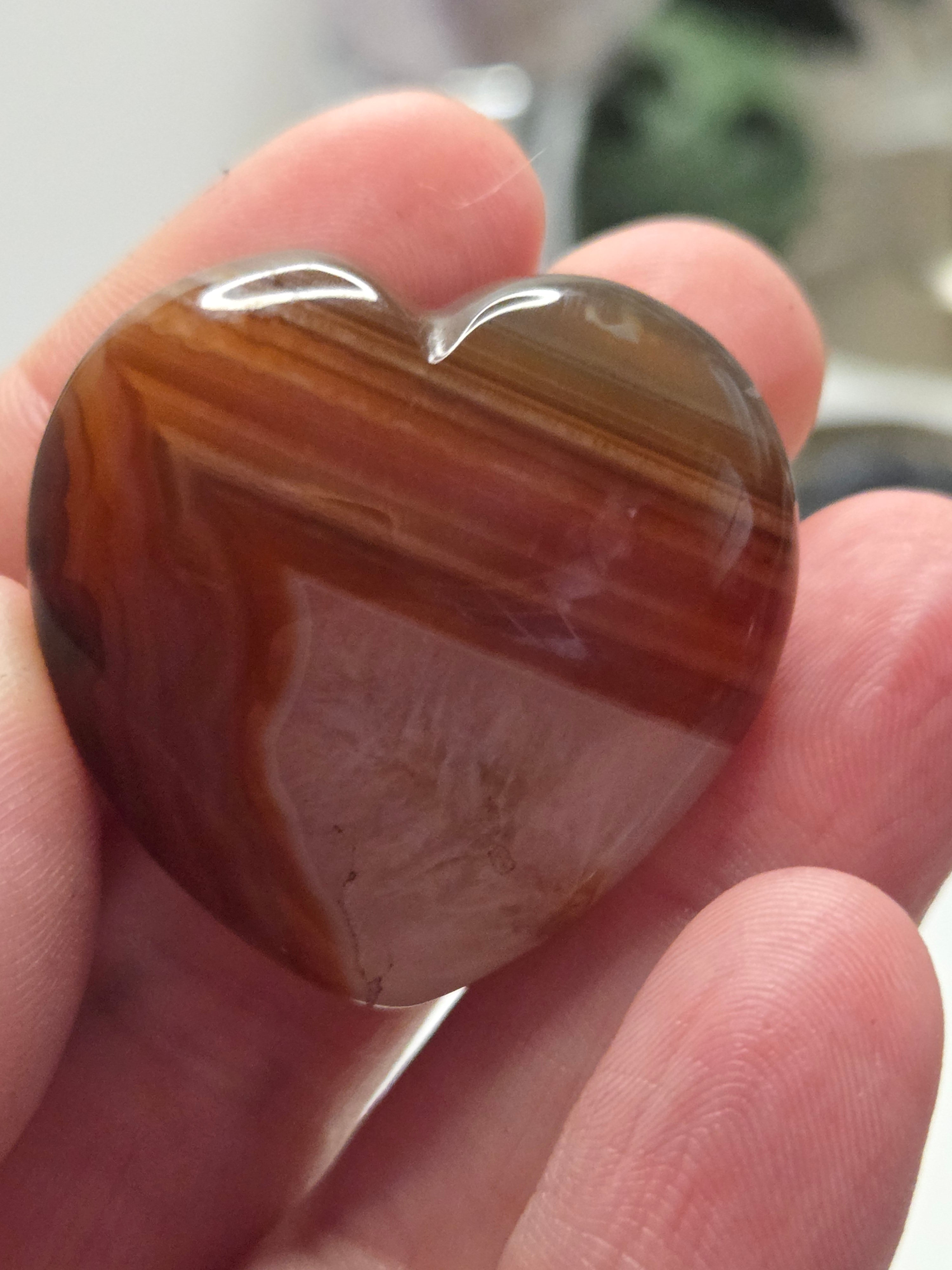 Carnelian crystal heart carving