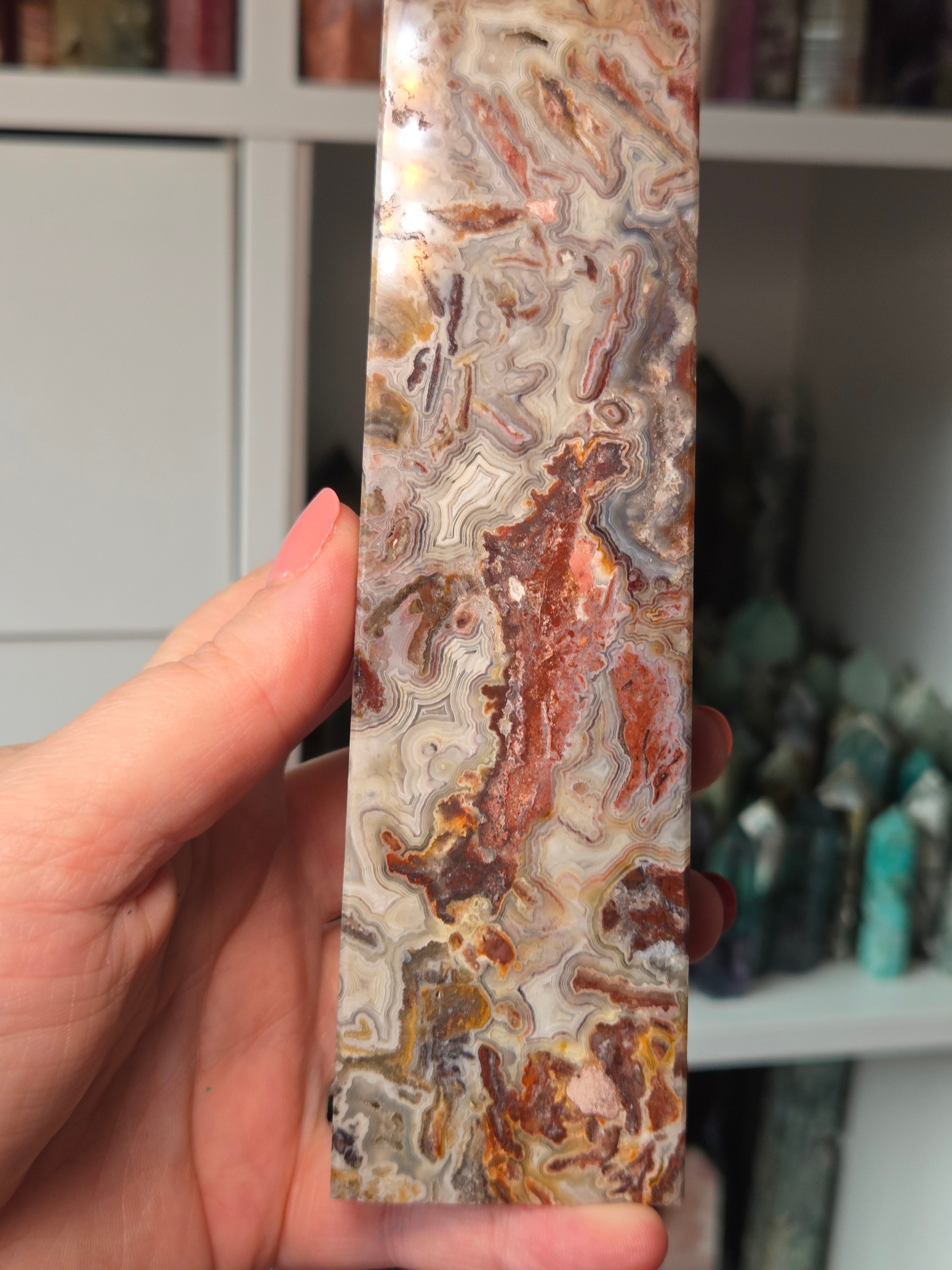 Beautiful  duzy  Mexican crazy lace agate crystal tower