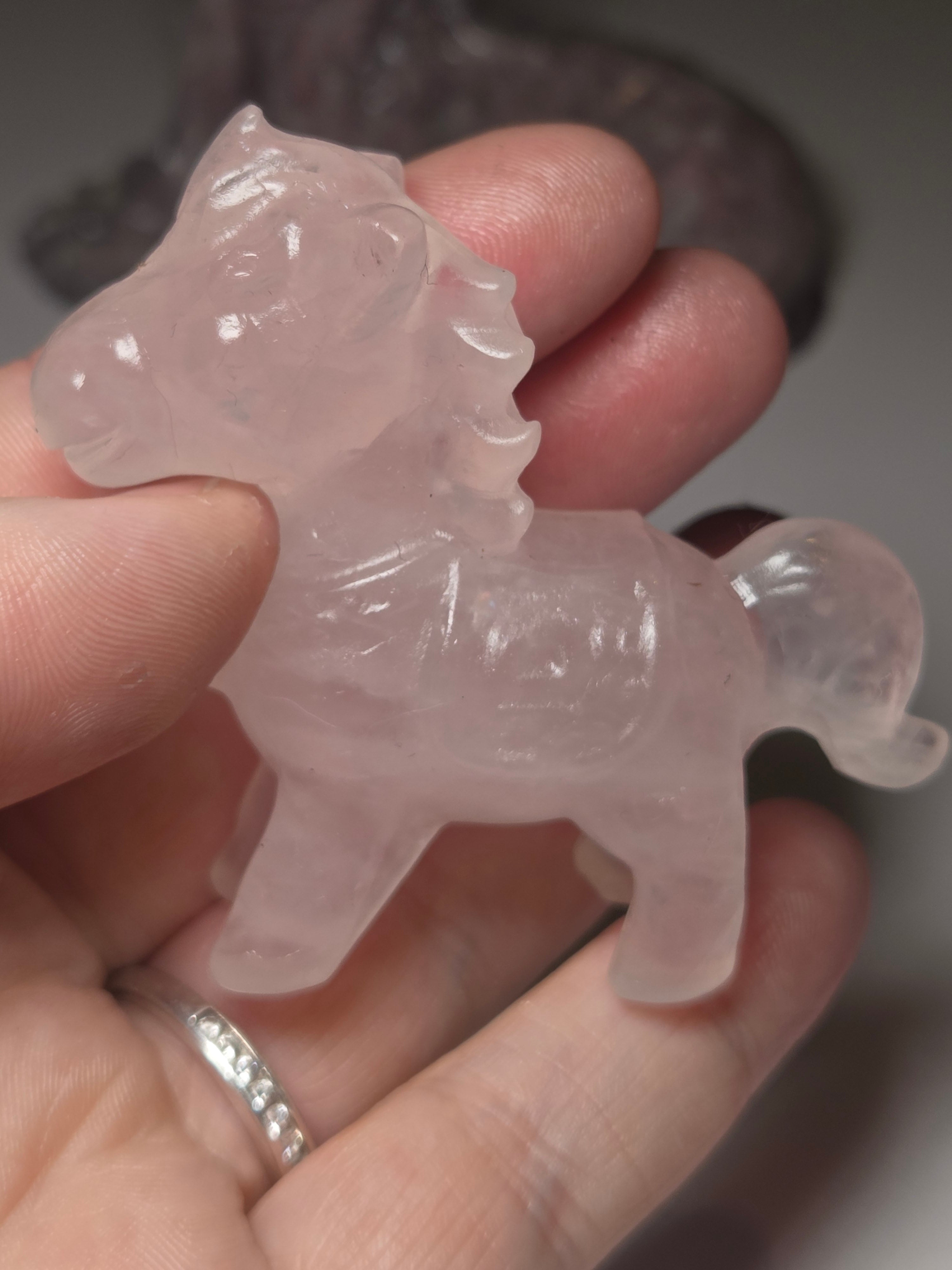 Rose quartz crystal horse carving