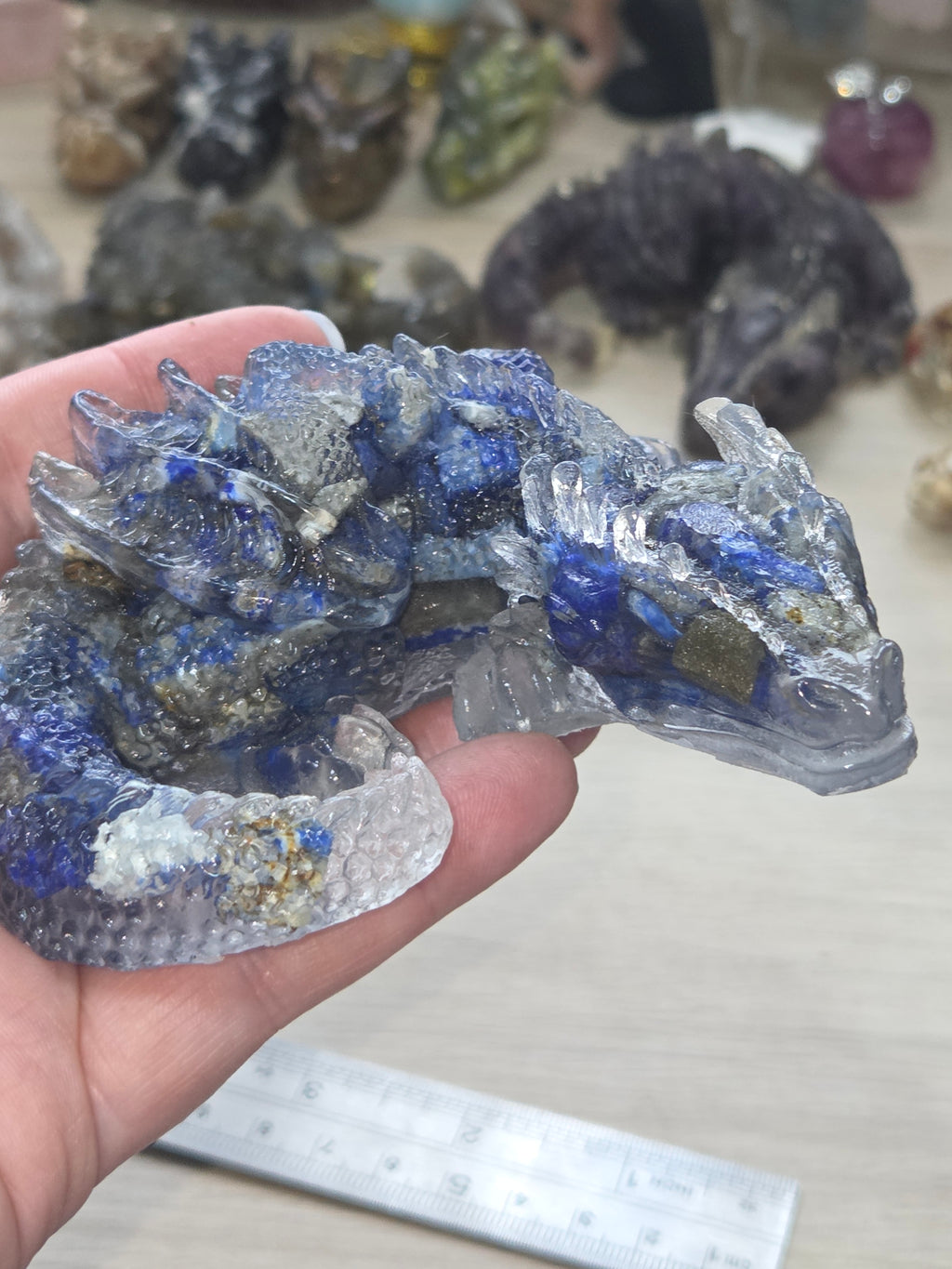 Crystal chip dragon carving