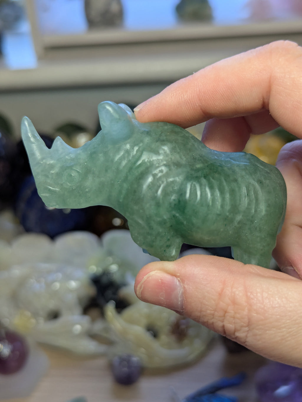 Rhyno crystal carving