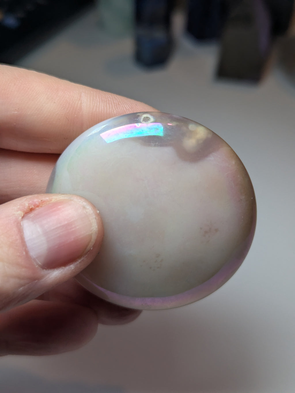Flower agate aura palm stone
