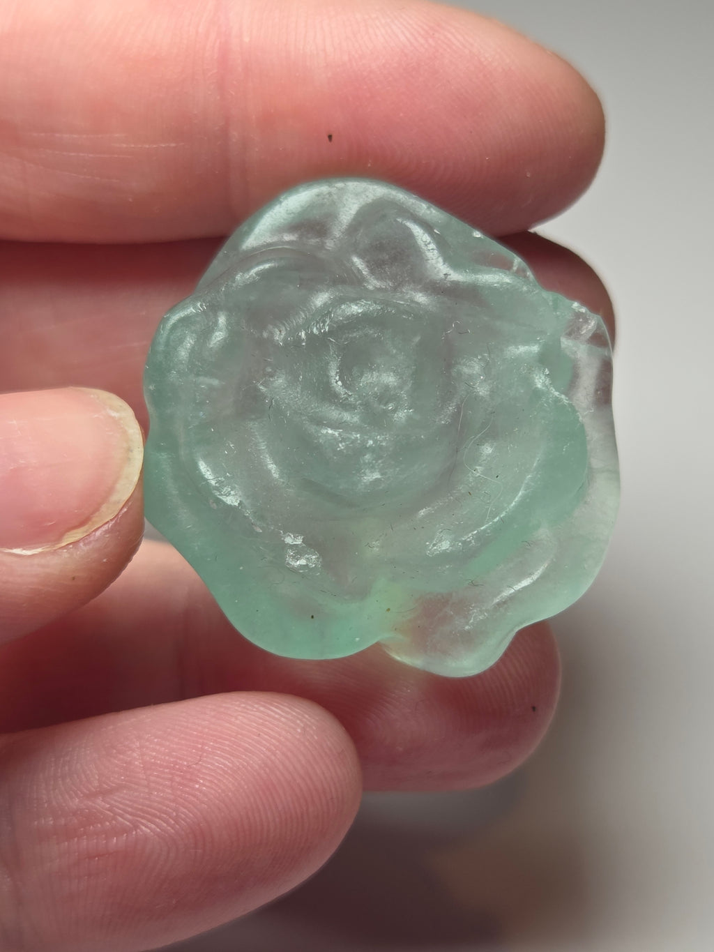 Green flouite crystal flower carving