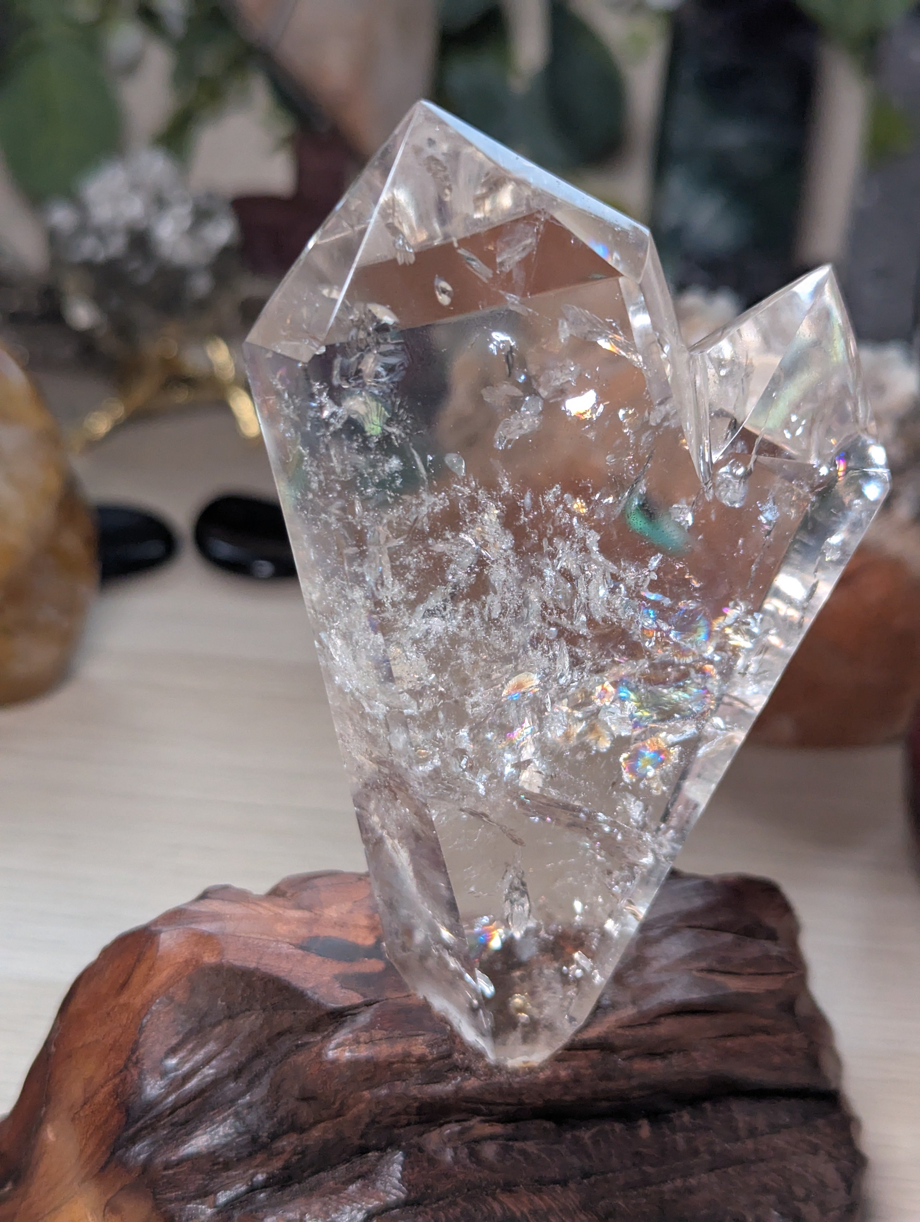Grade AAAA Clear quartz dual tower carving