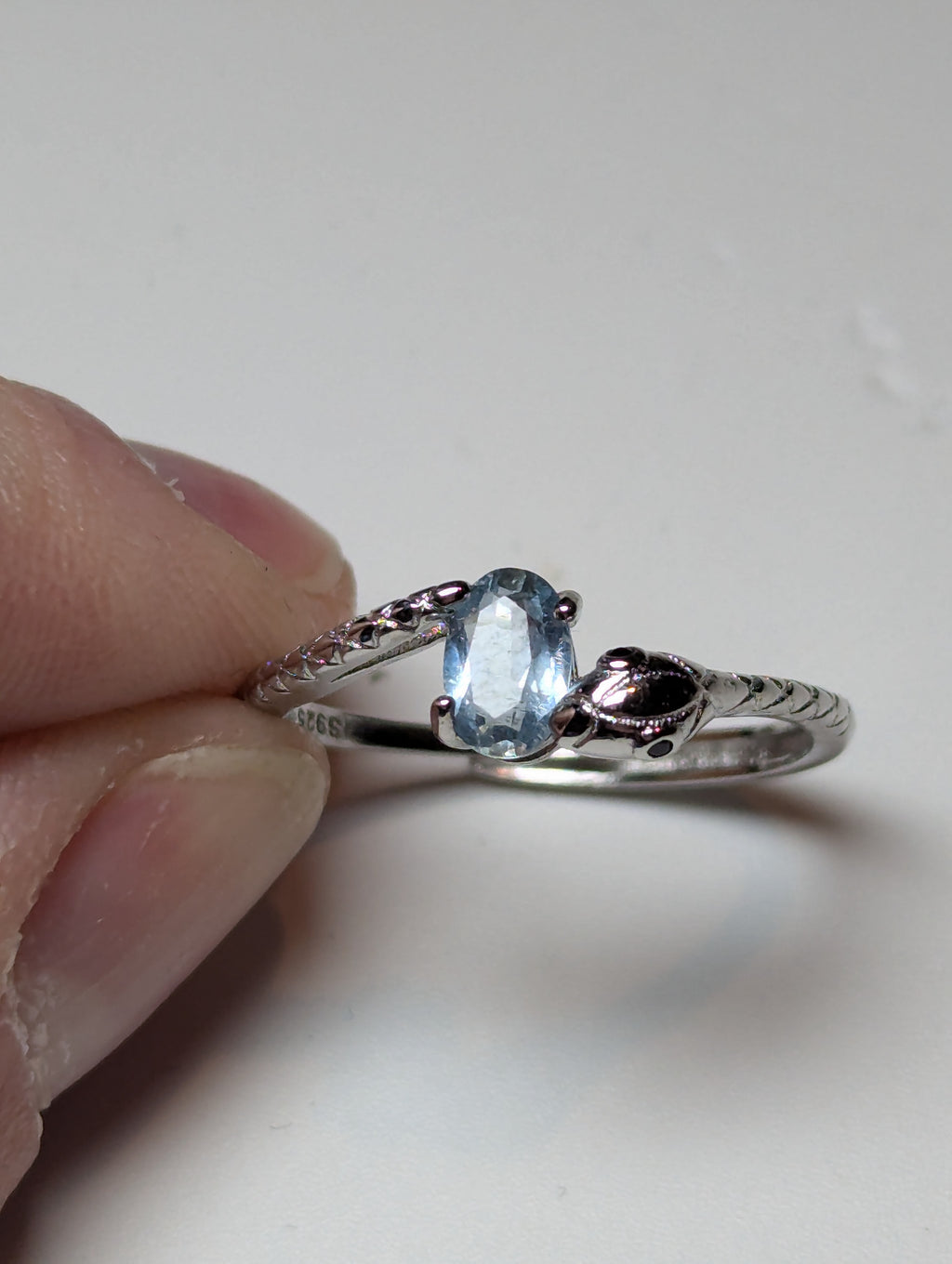 Aquamarine 0.5carrot Adjustable ring