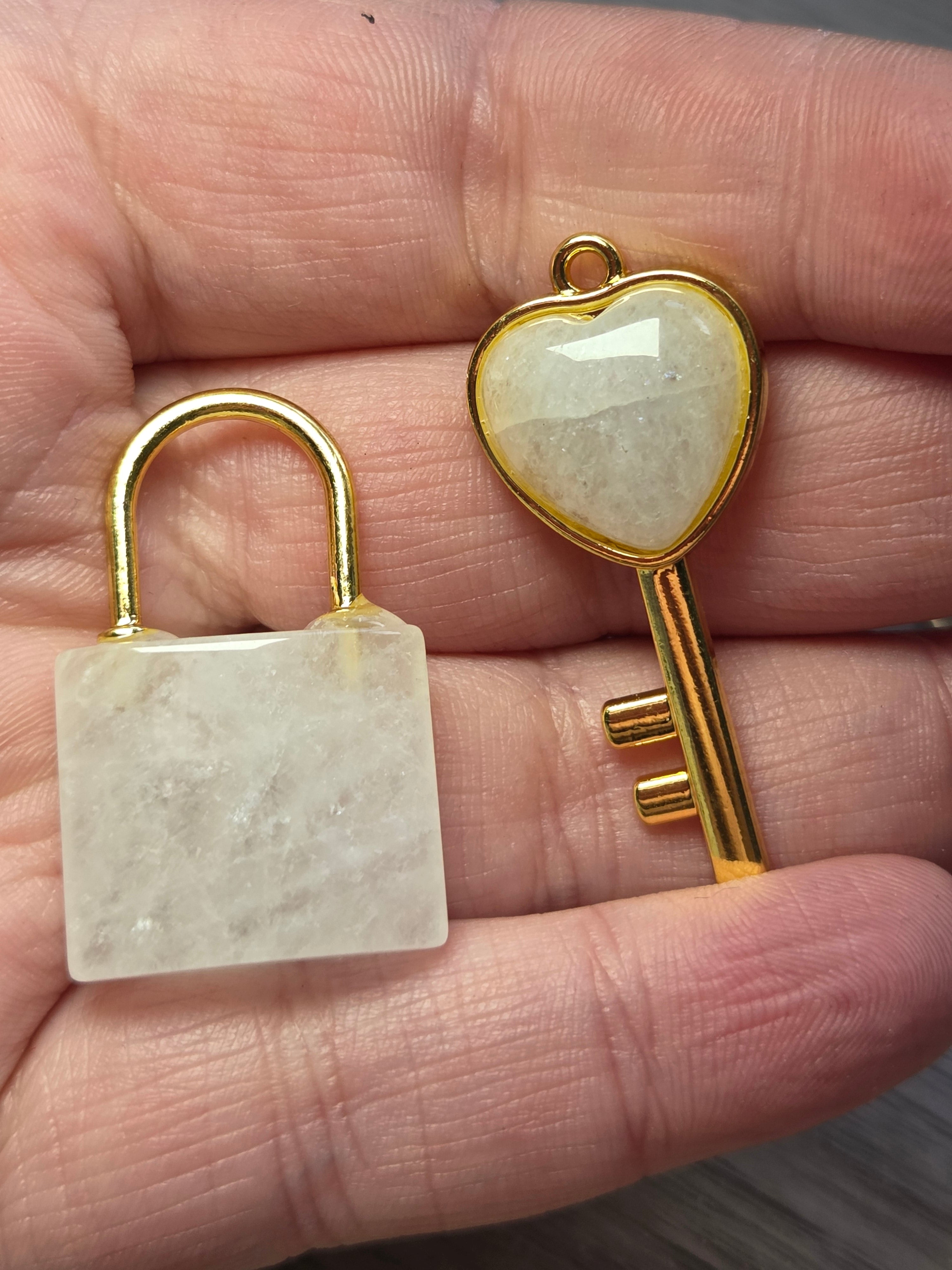 Crystal key and lock