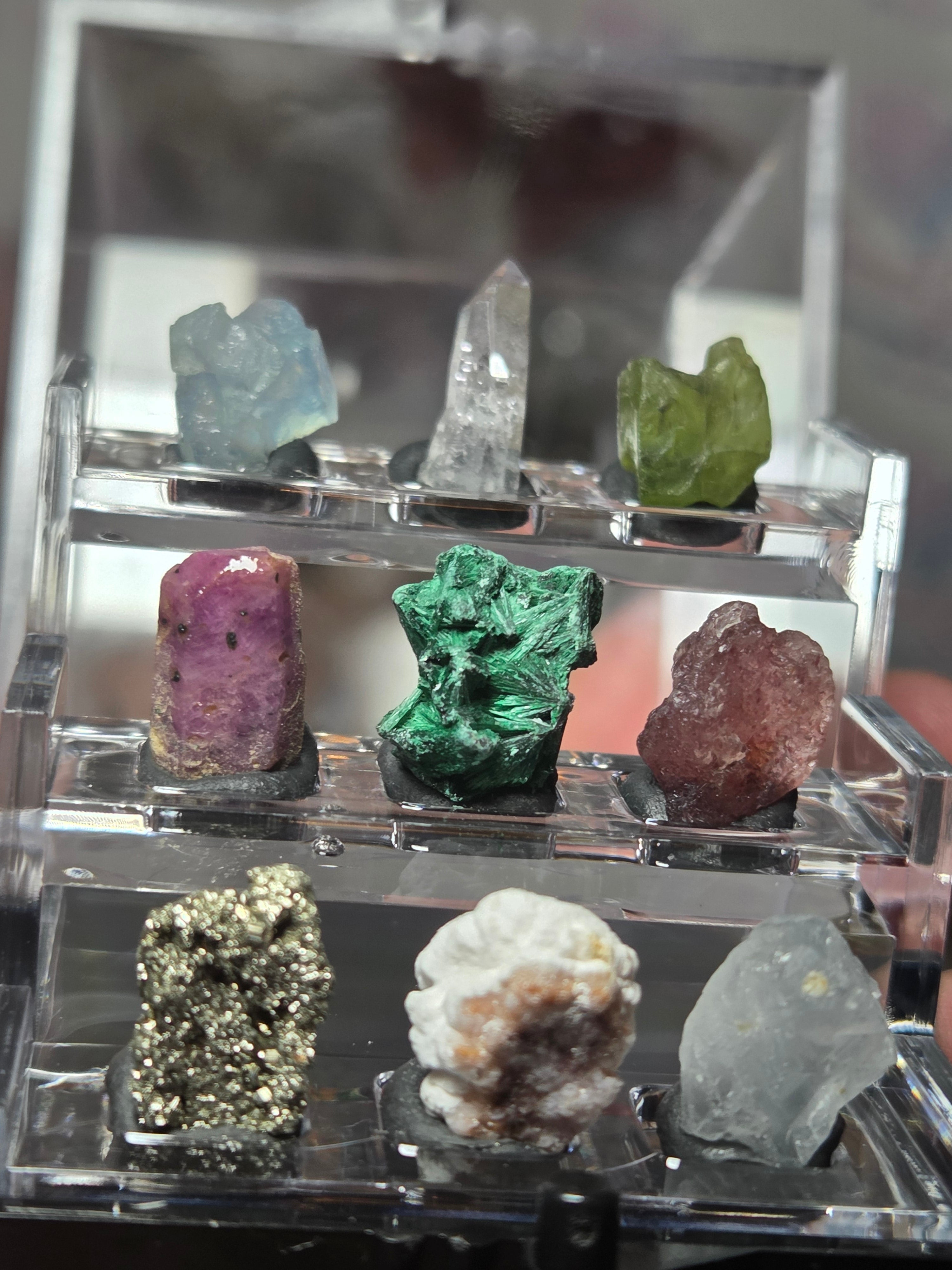Crystal specimen large box