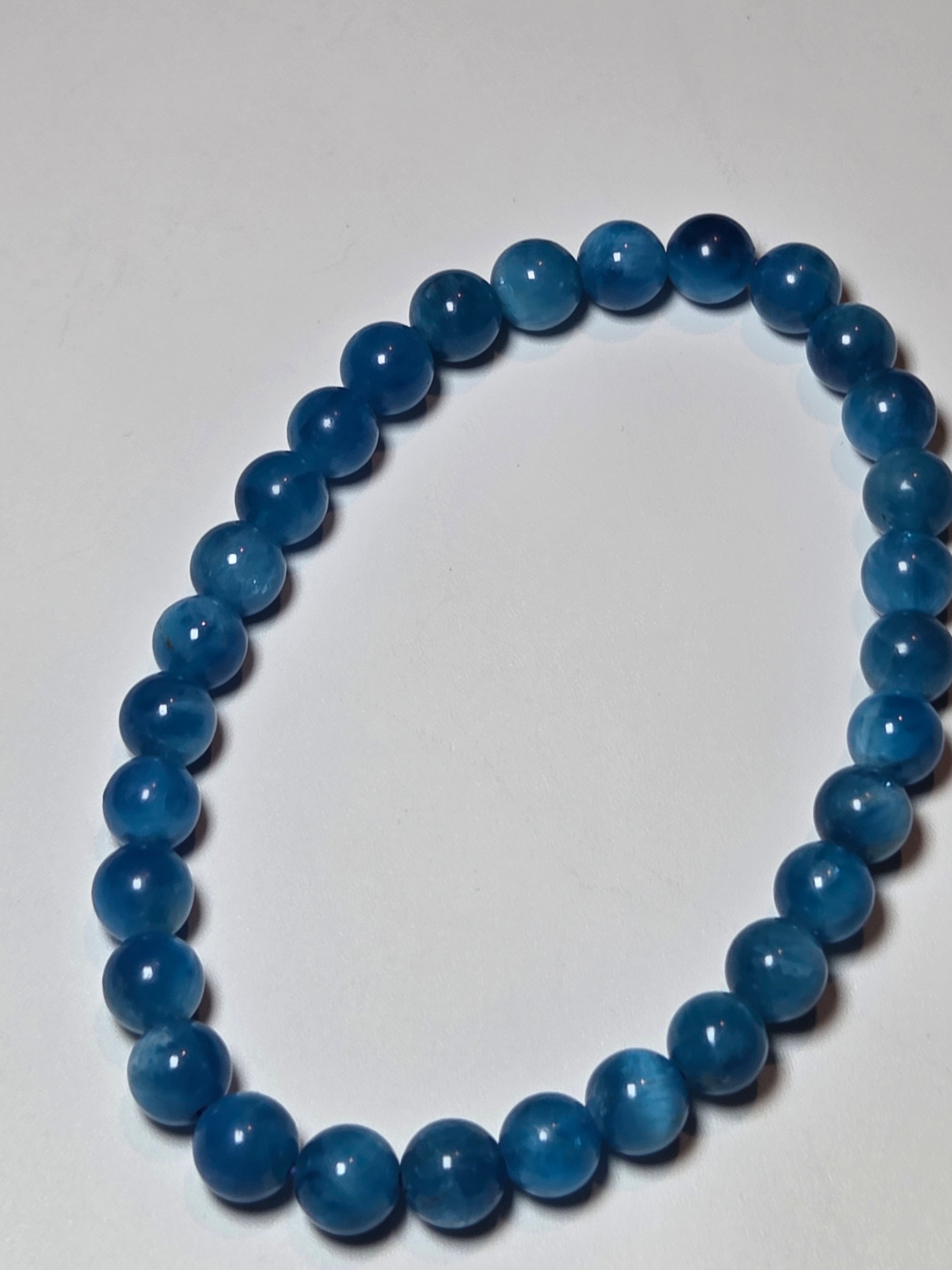 Apatie crystal bracelet