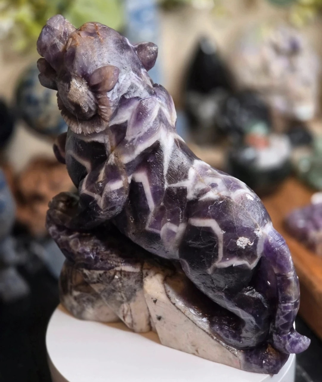 Dream Amethyst crystal tiger carving