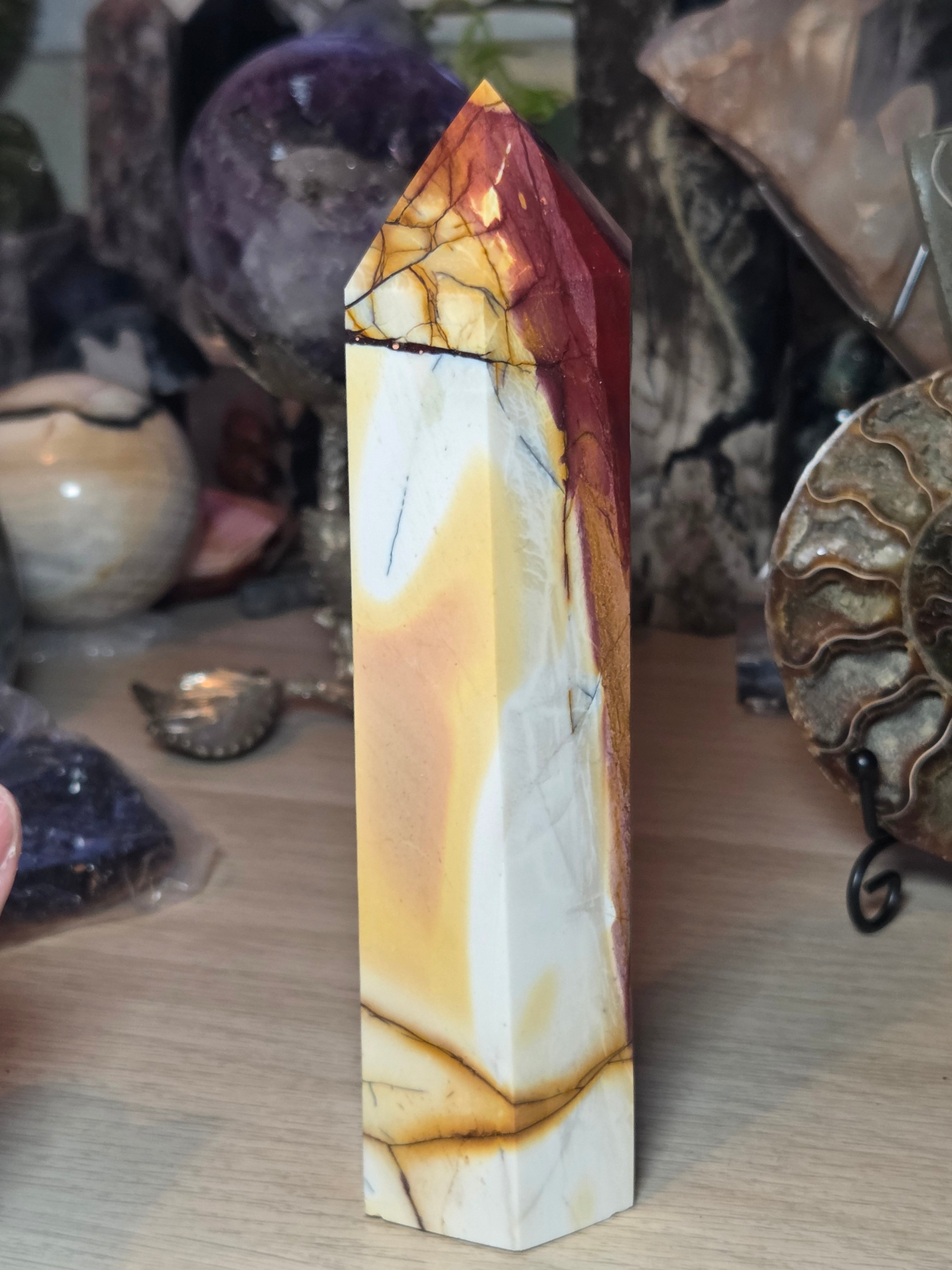 Large mookite crystal tower