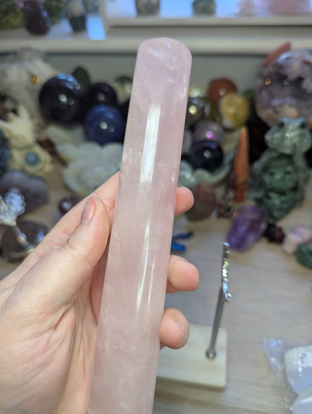 Rose quartz crystal bracelet stand