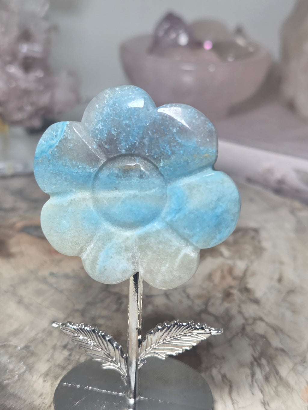 Trolite crystal flower carving