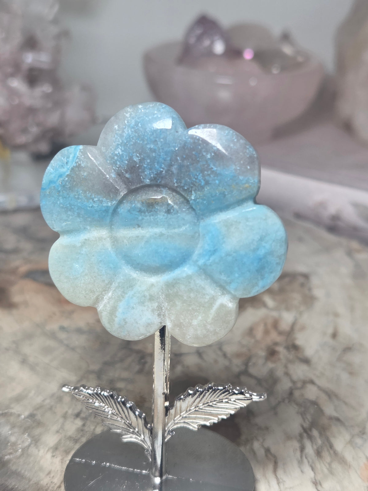 Trolite crystal flower carving
