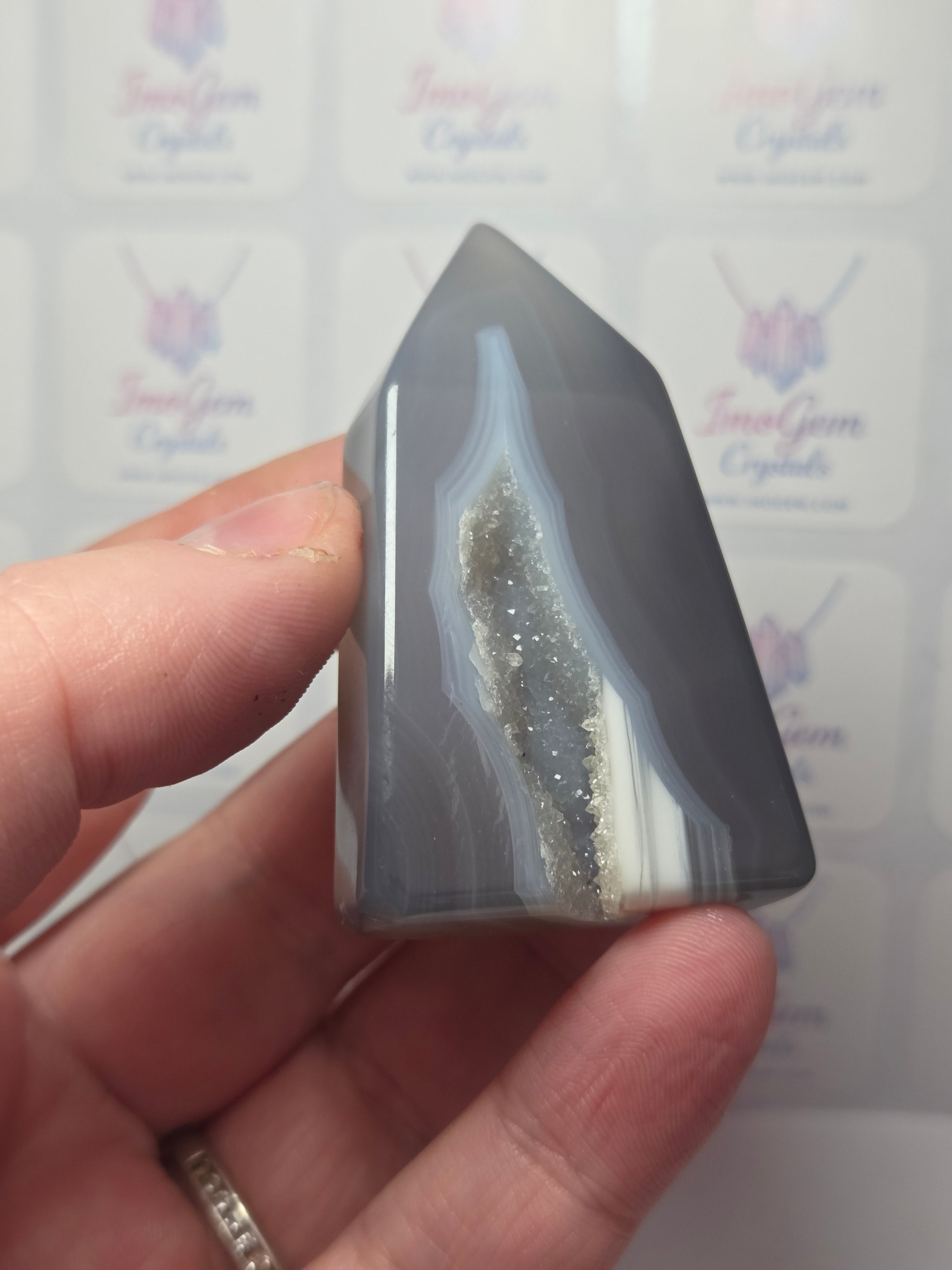 Stunning duzy agate crystal tower