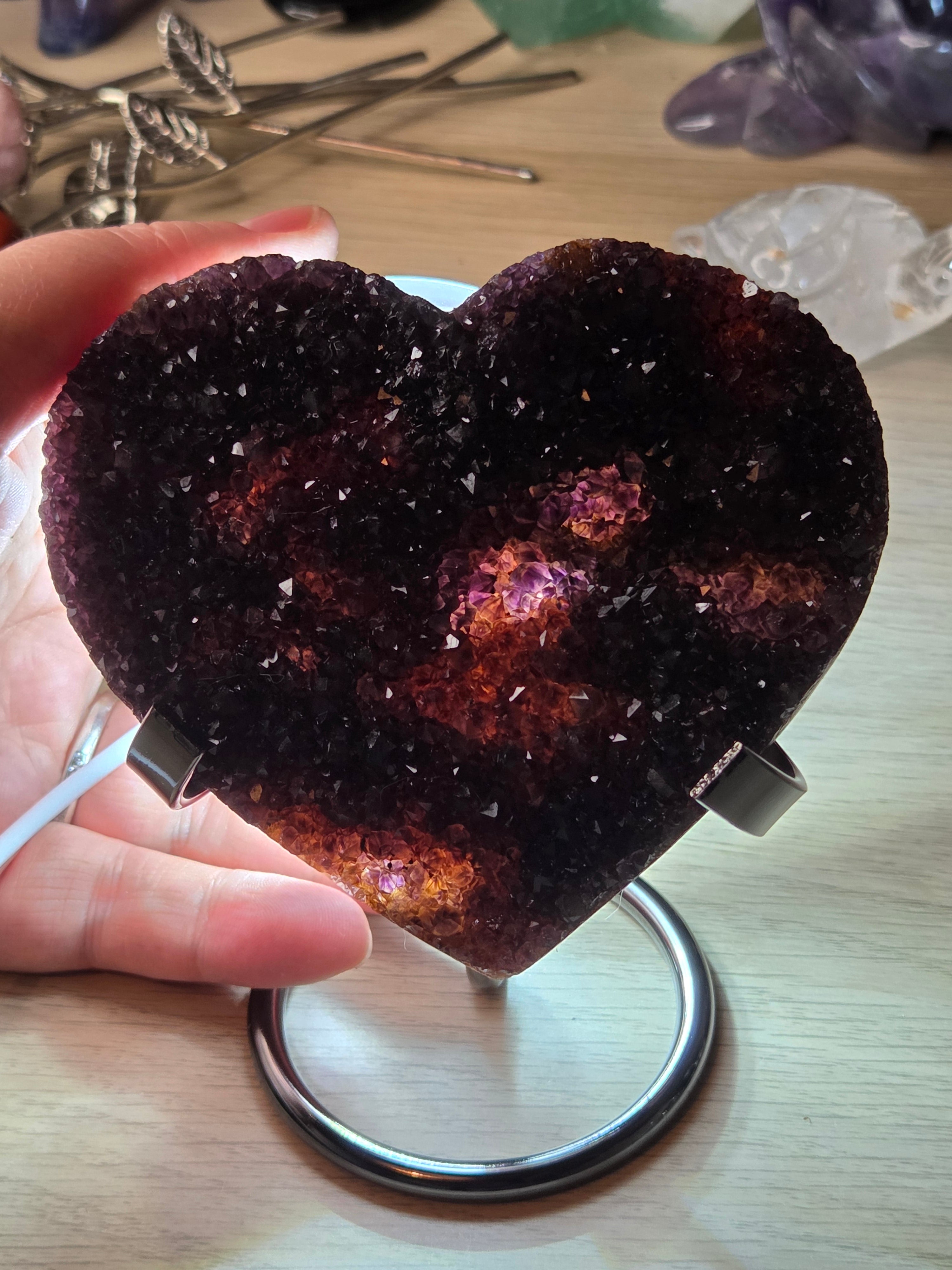 Auralite 23 Crystal heart carving with stand