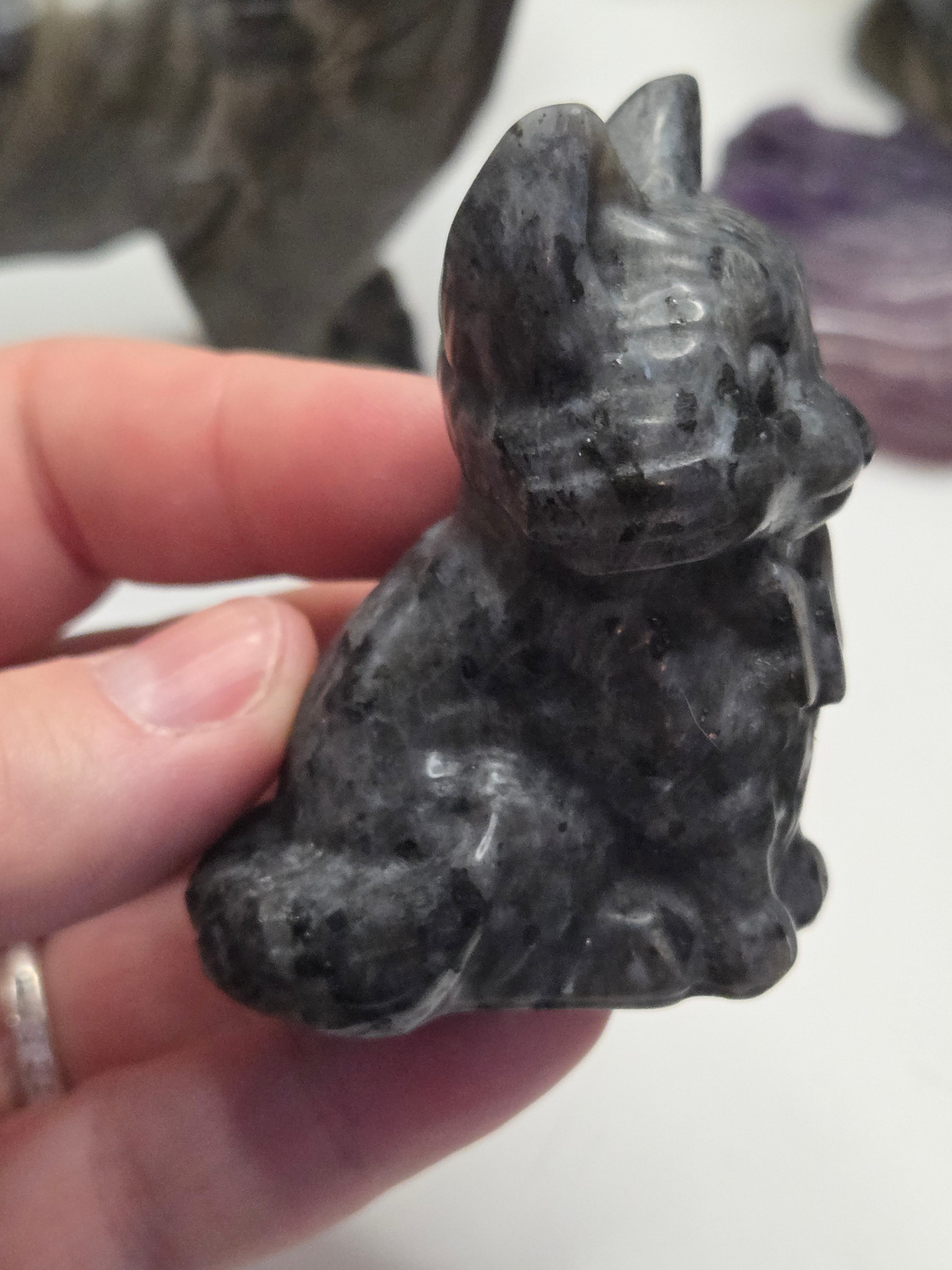 Larvakite crystal cat with  bow carving