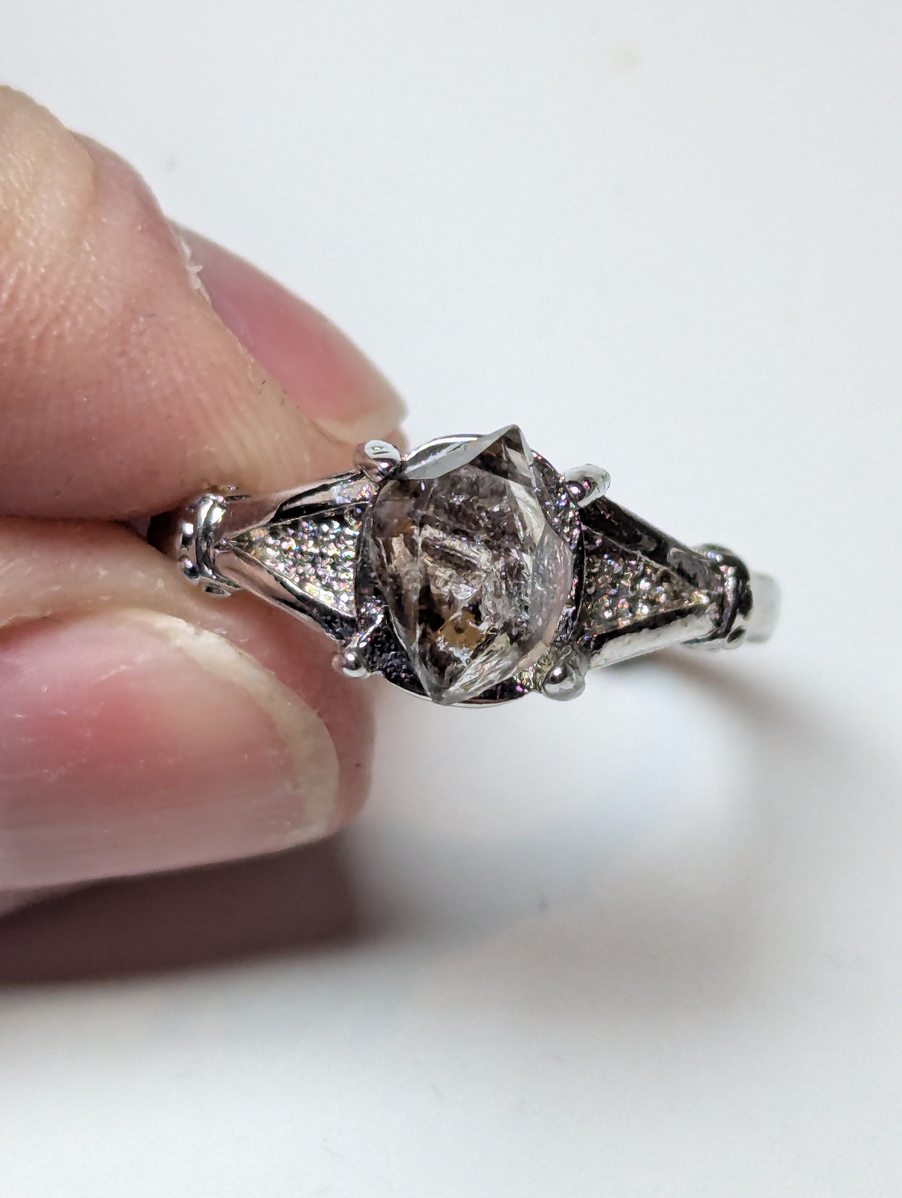 Heckimeer Diamond crystal adjustable ring