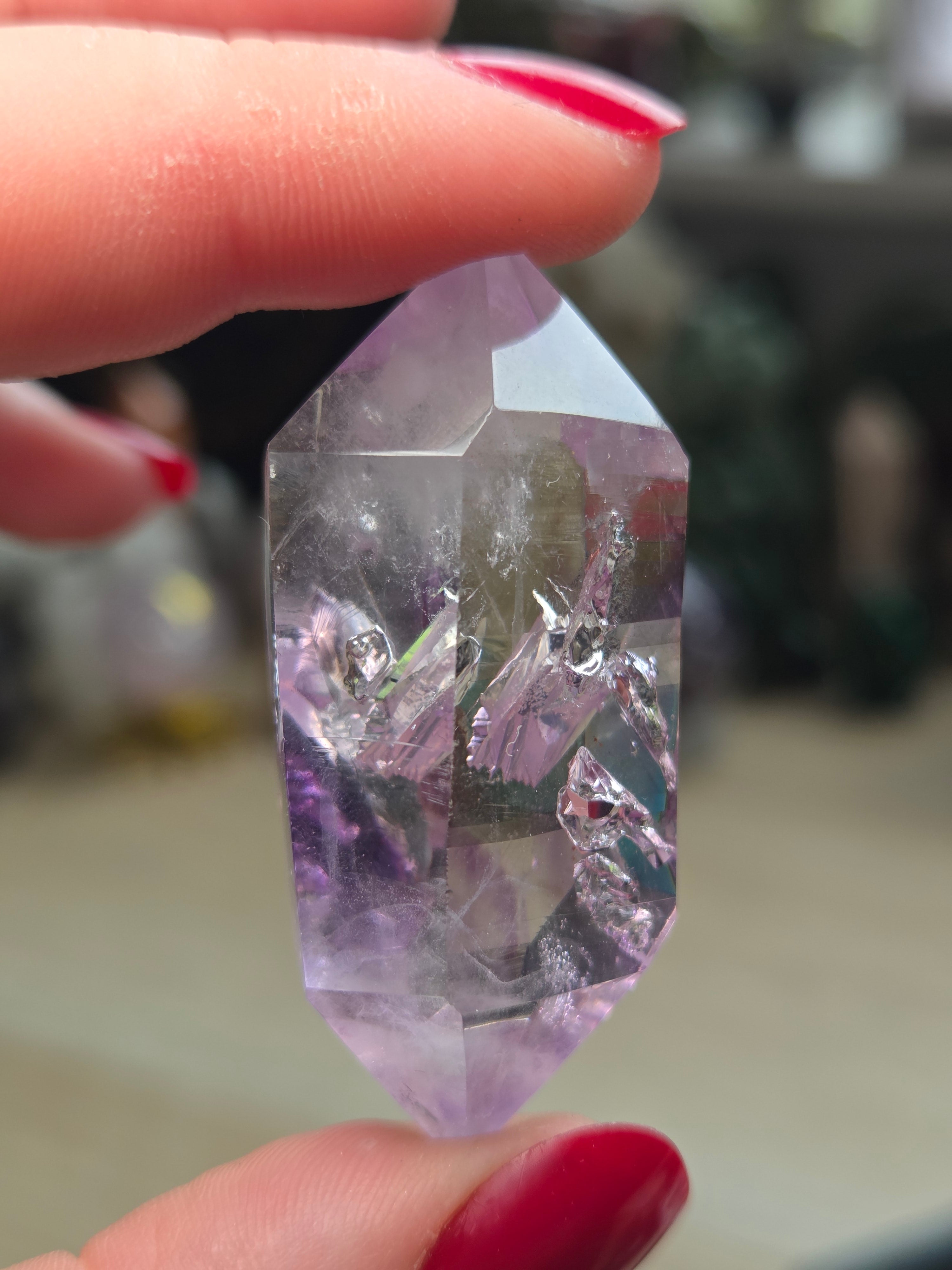 Amethyst Grade AAAA  Enhydro crystal DT