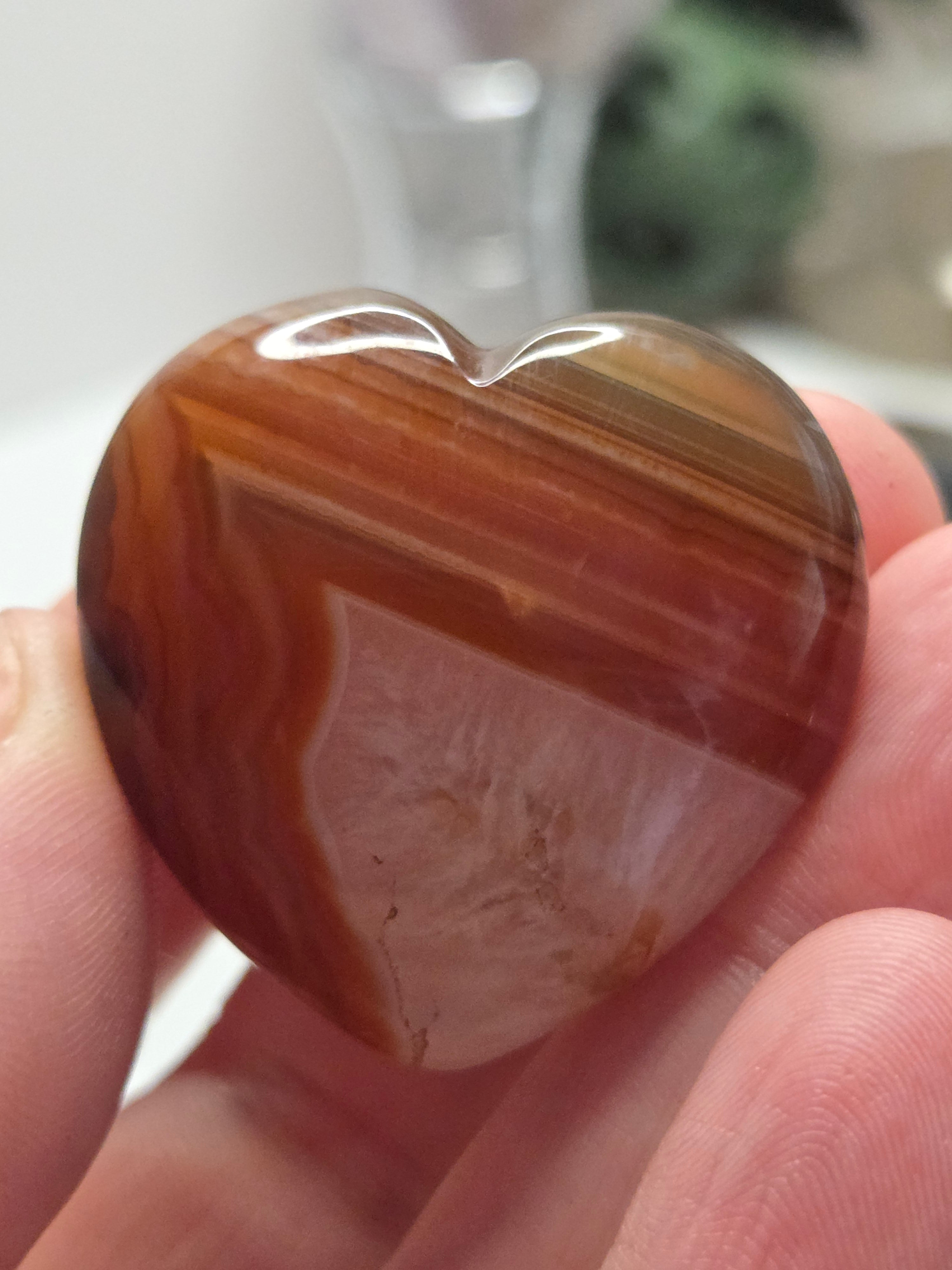 Carnelian crystal heart carving