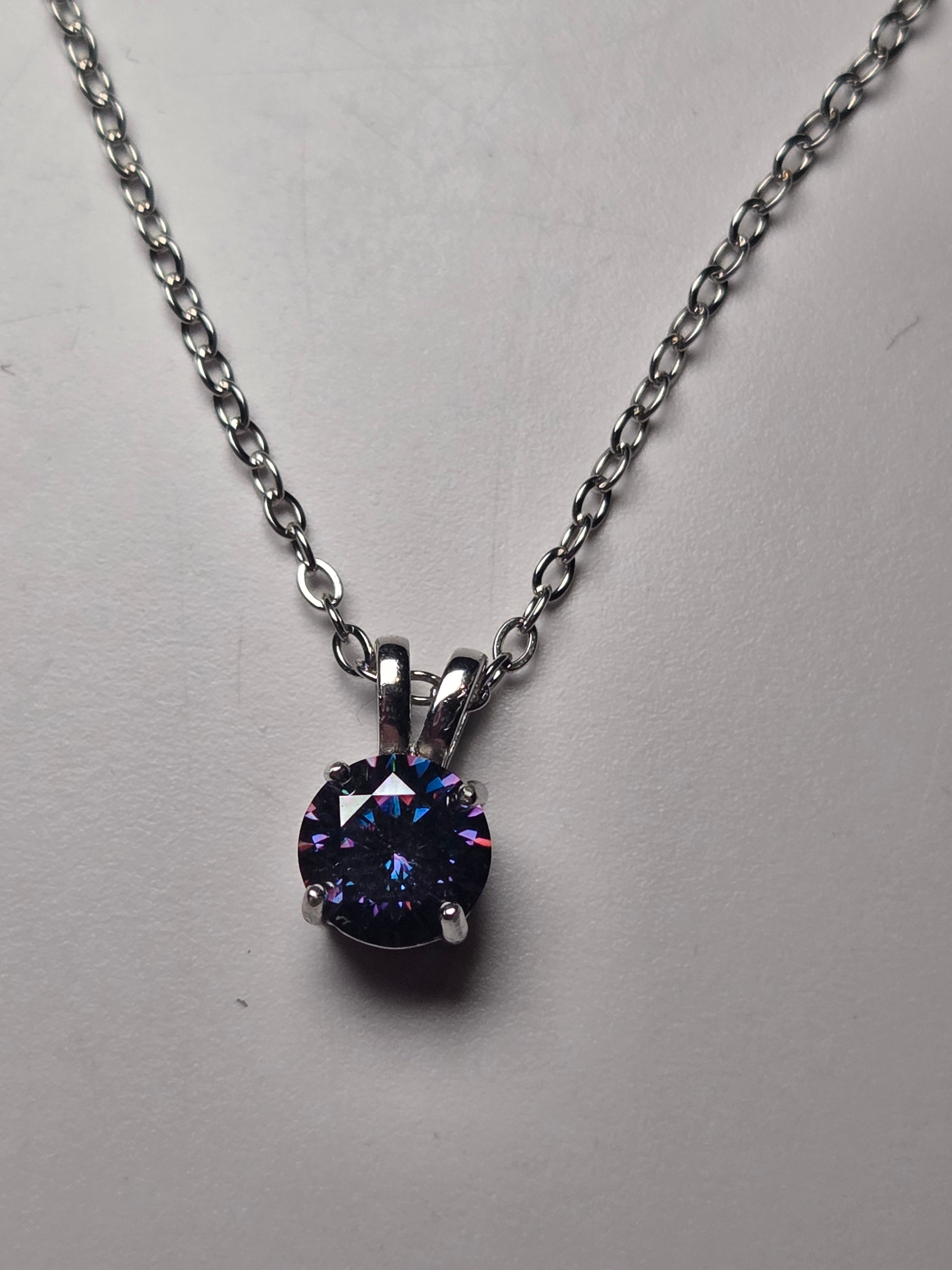 Purple Moissanite 2Carot diamond Necklace