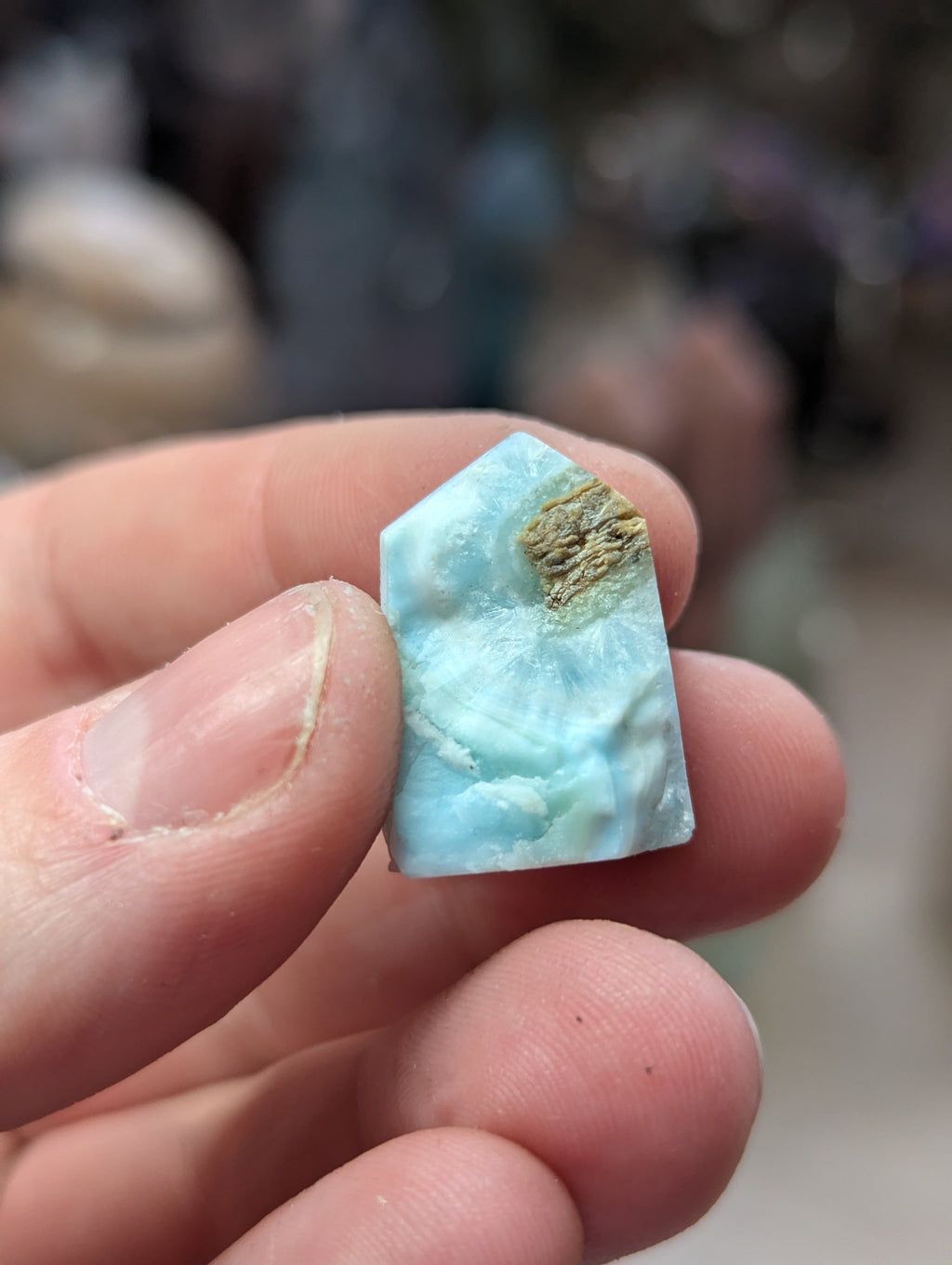 Mini Larimar tower