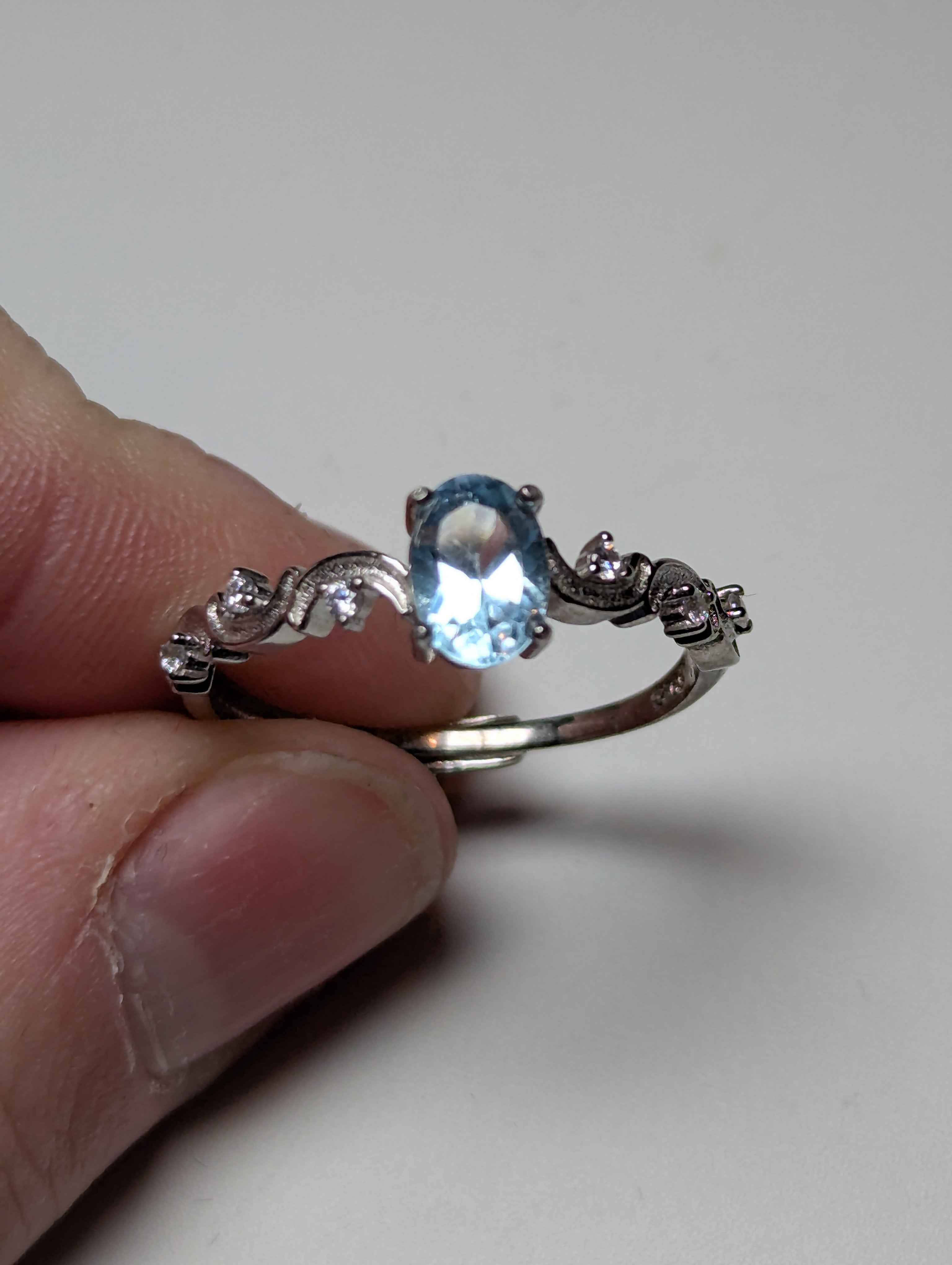 1 Carrot Aquamarine crystal Adjustable ring