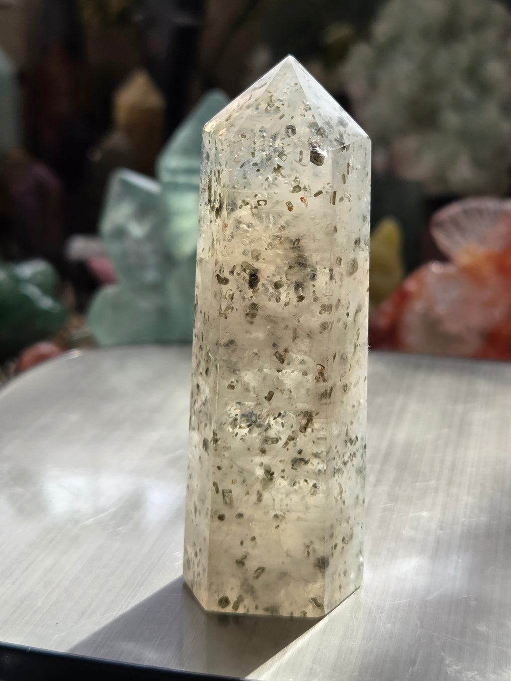Amazing  Green Mica  in quartz  tower