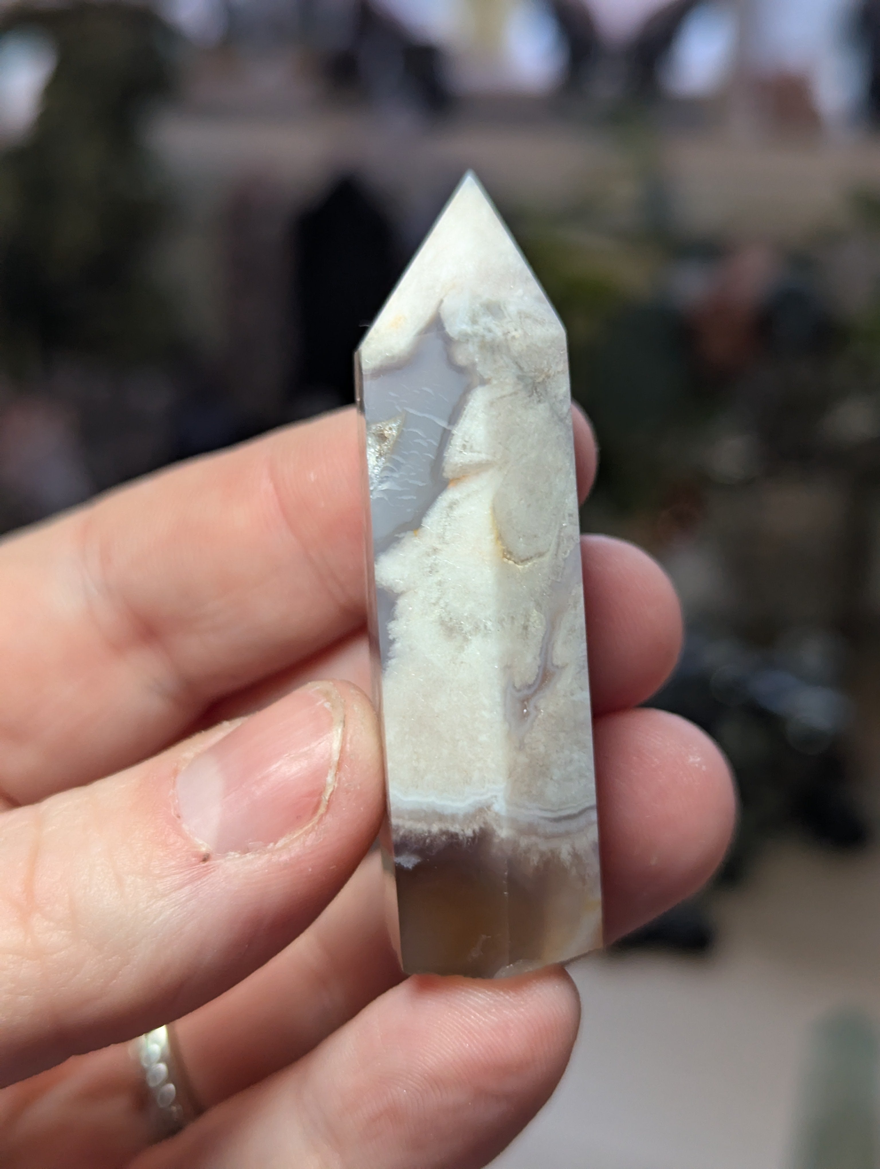 Flower agate crystal tower