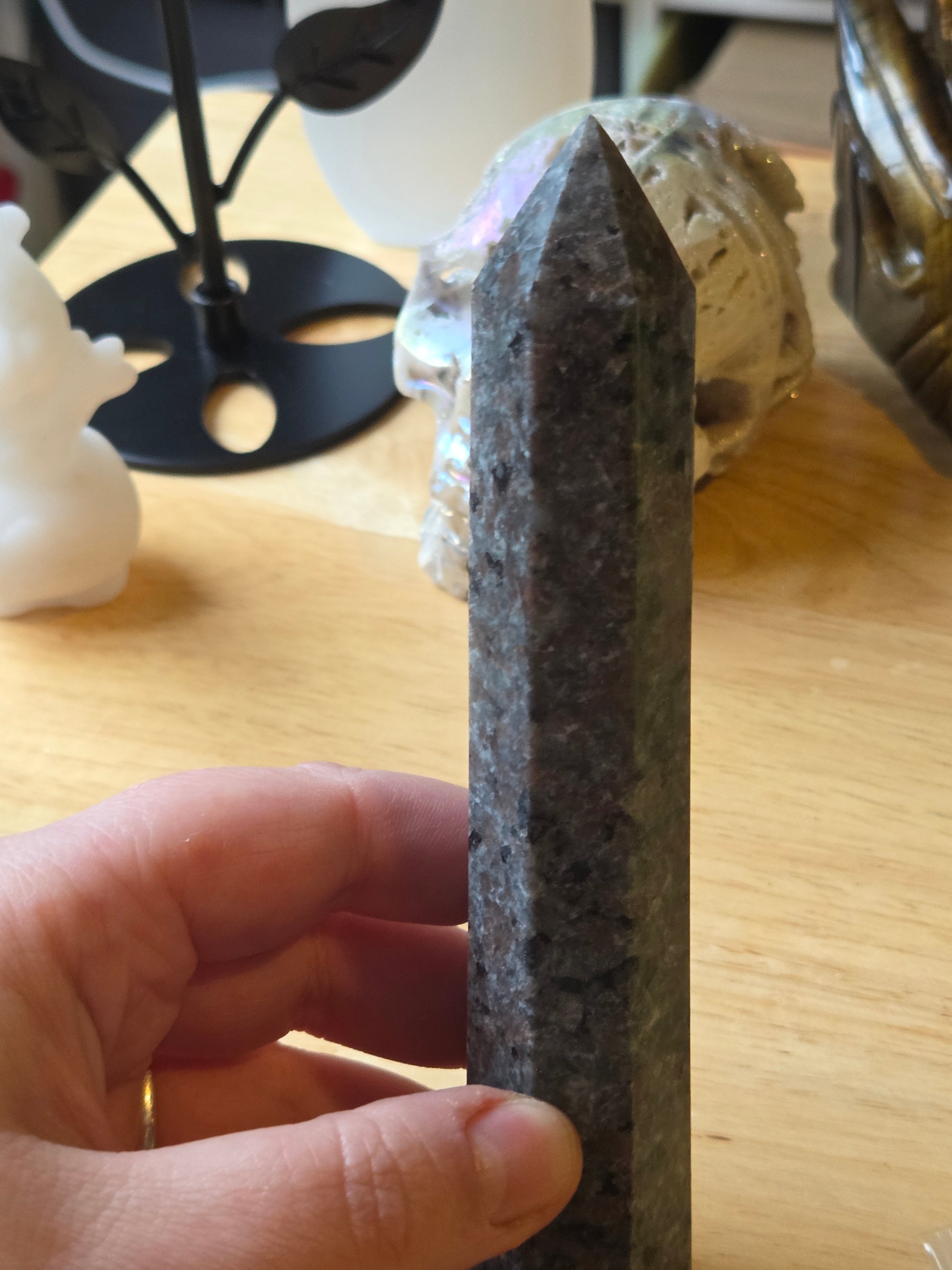 New Yooperlite crystal tower carving UV reactive