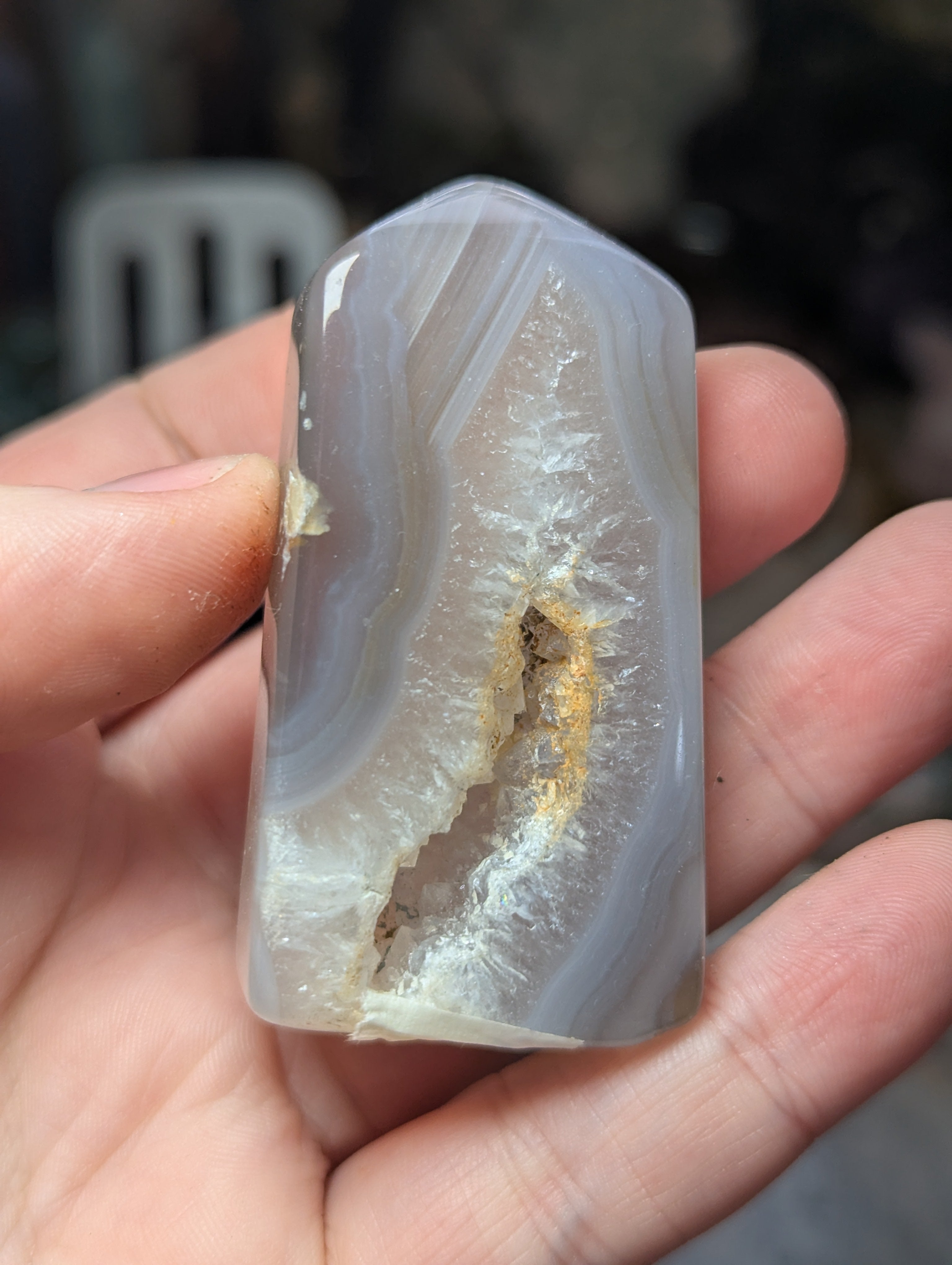 Duzy Agate crystal tower carving