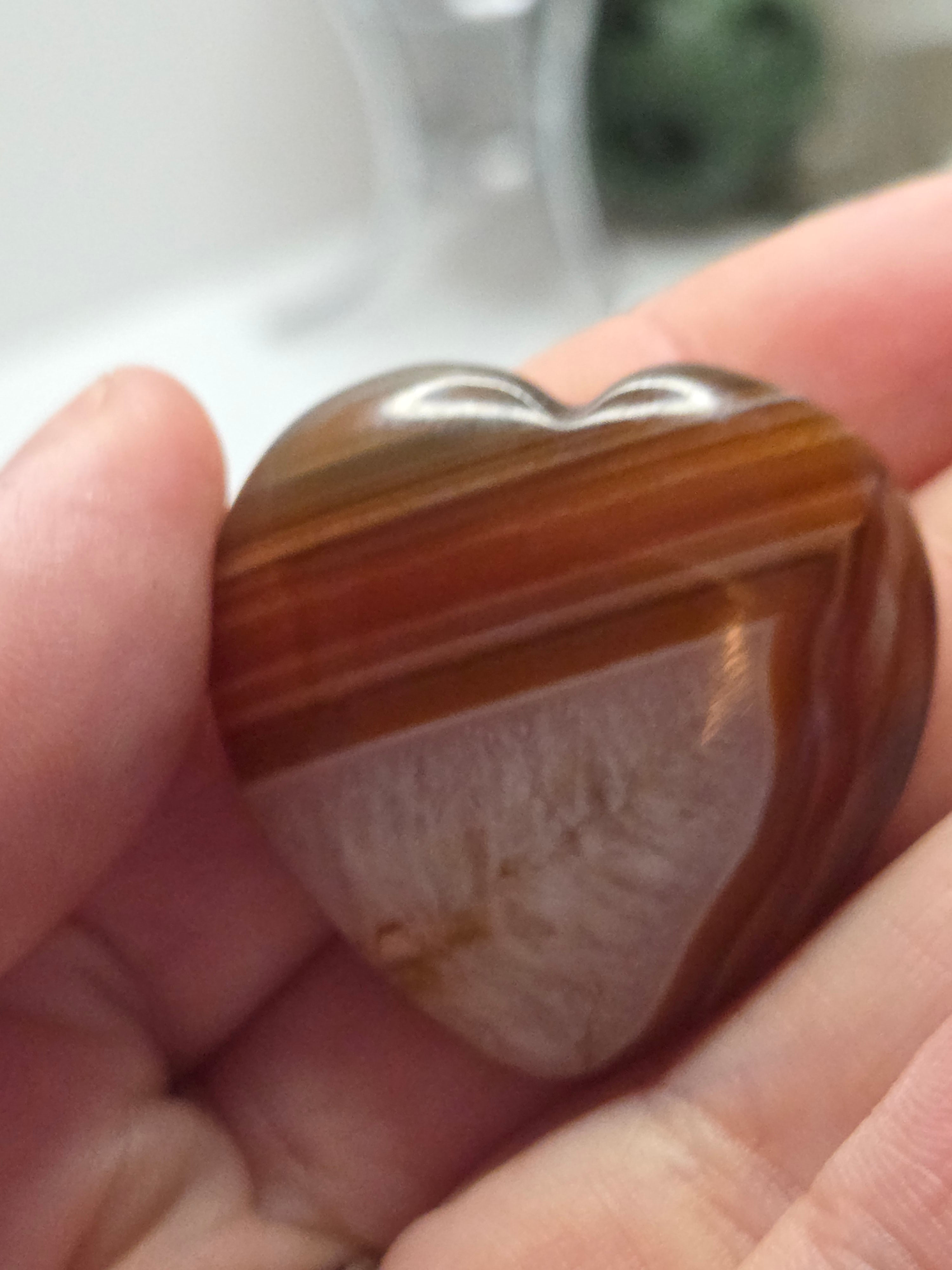 Carnelian crystal heart carving