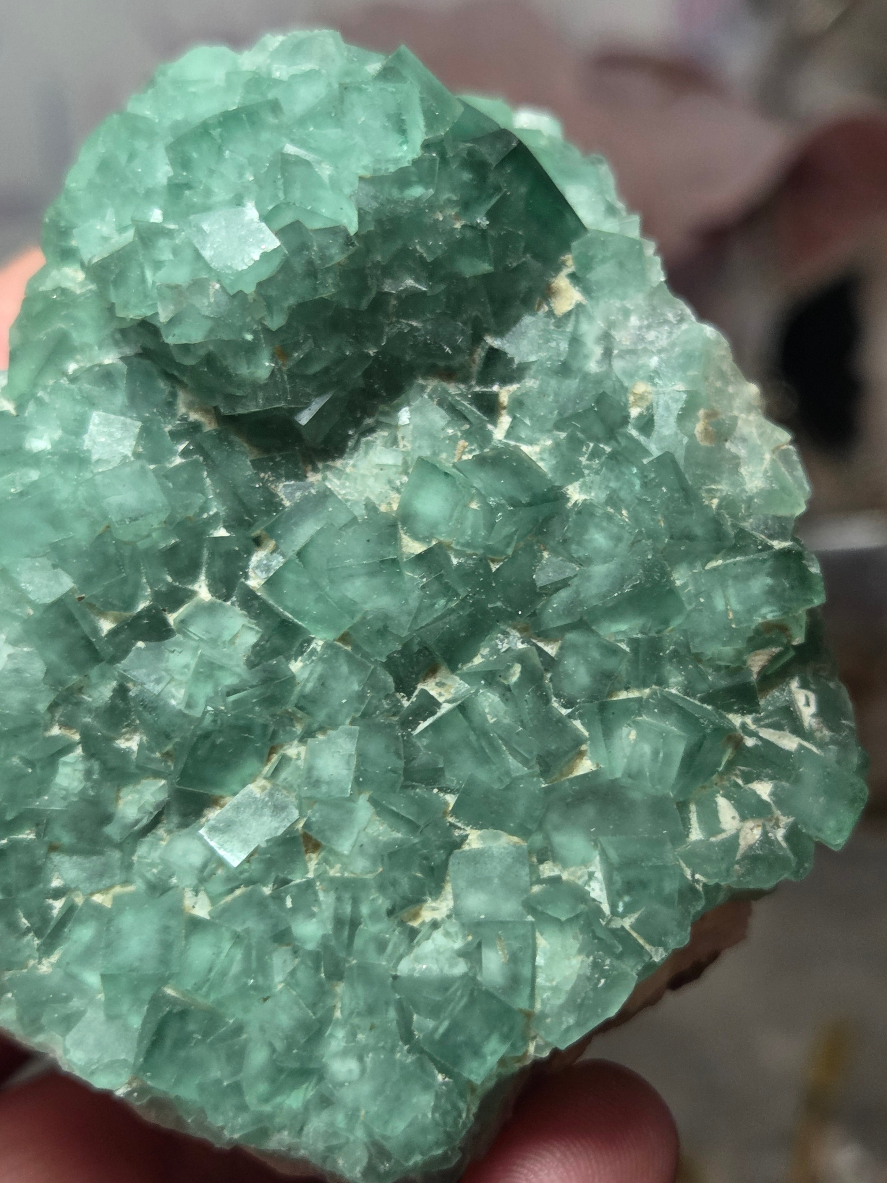 Amazing  Pakistan flourite with Amazing  blue  UV with stand