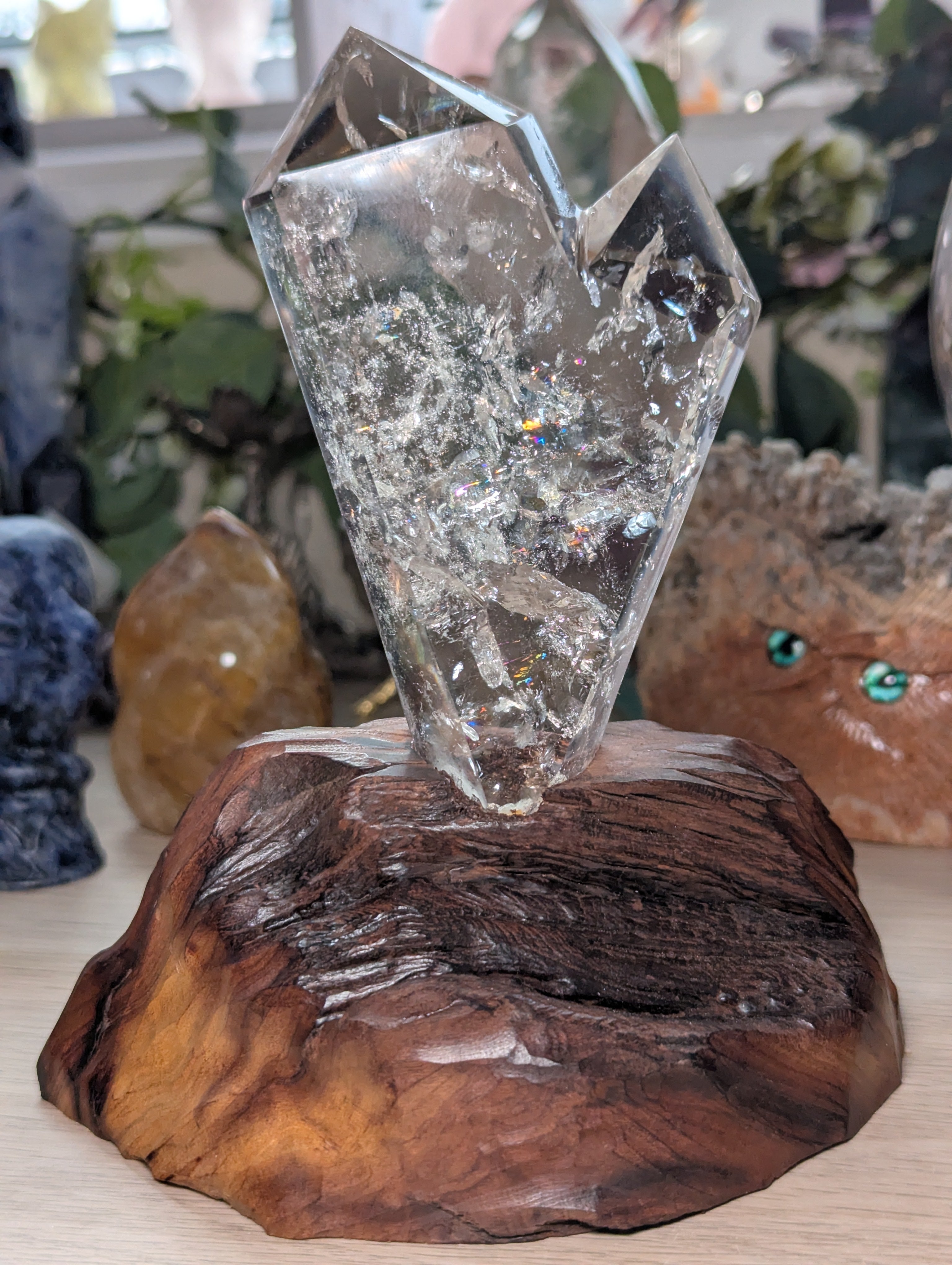 Grade AAAA Clear quartz dual tower carving